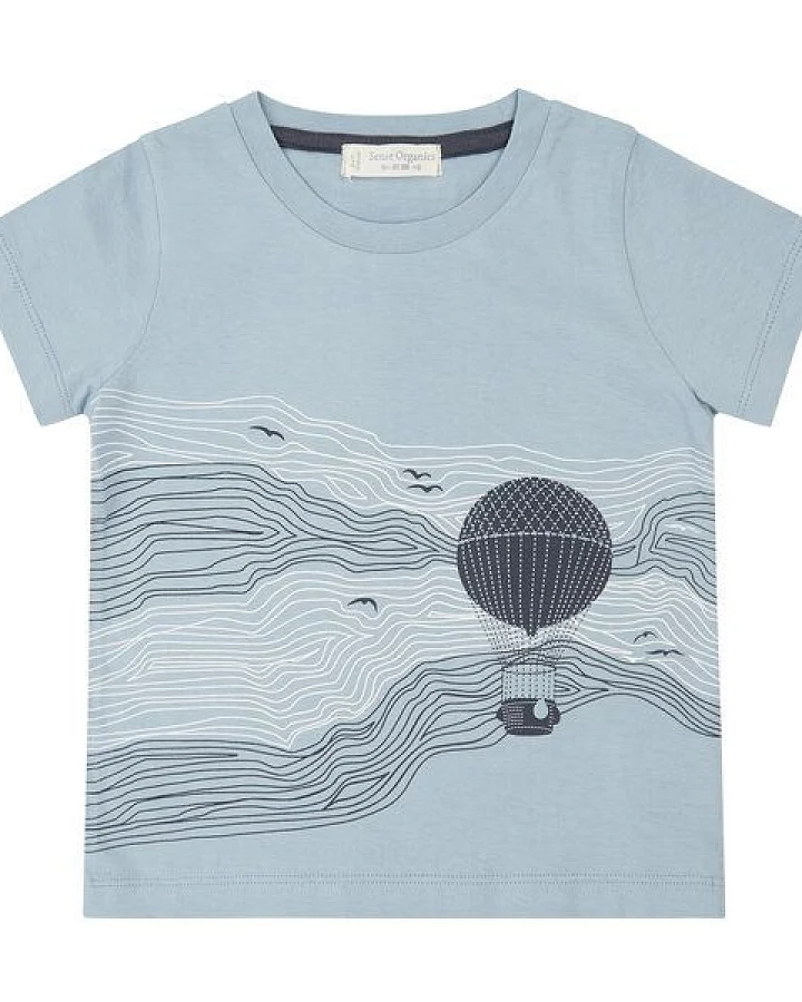 Sense Organics & friends in cooperation with GARY MASH Hellblaues Shirt mit Ballon