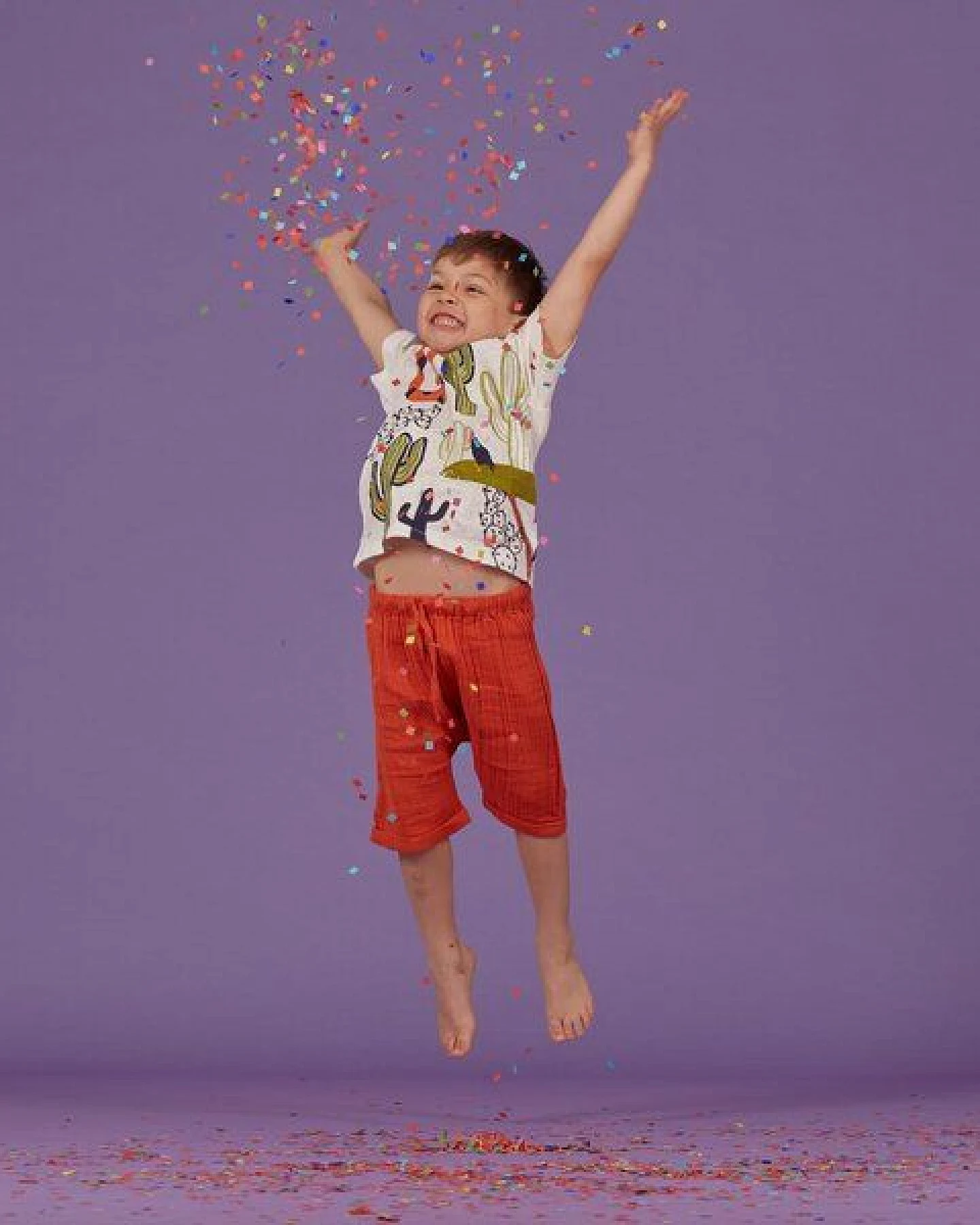 Sense Organics & friends in cooperation with GARY MASH Kinder T-Shirt mit buntem Aufdruck aus Bio-Baumwolle – Ansicht 2