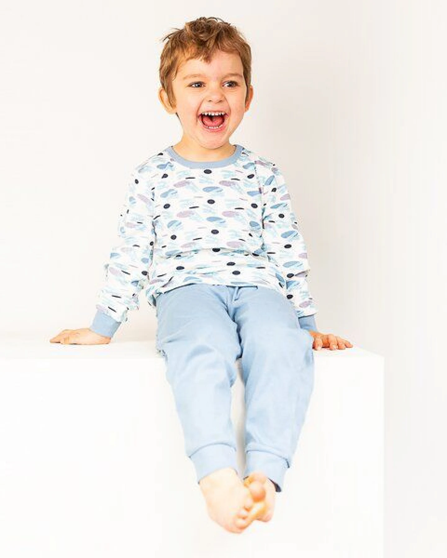 Sense Organics & friends in cooperation with GARY MASH Kinder Schlafanzug mit Flugzeugen – Ansicht 2