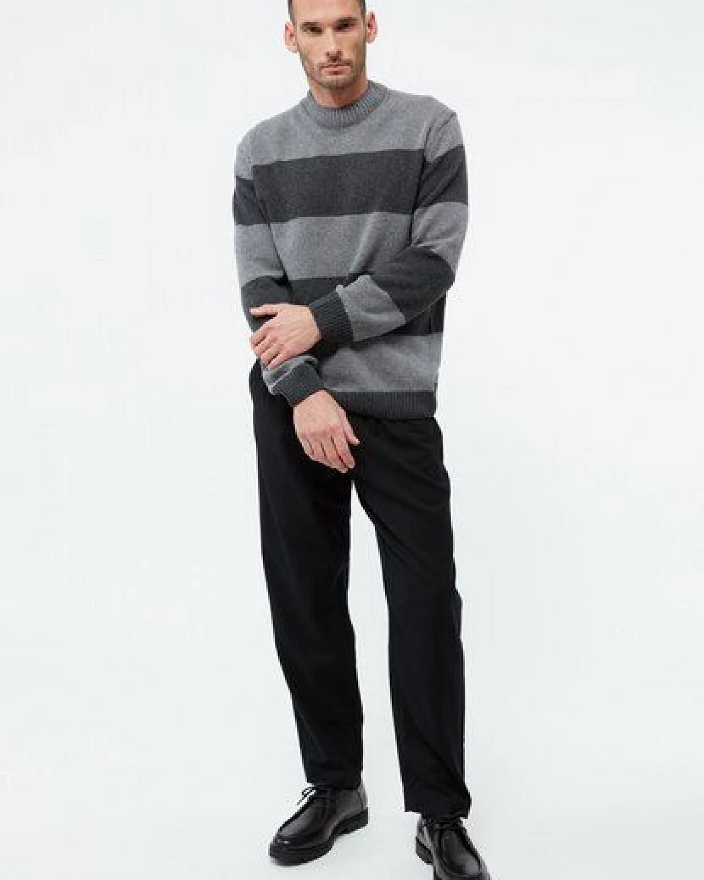 Givn Berlin Gestreifter Strickpullover GBIVAN aus recycelter Wolle – Ansicht 3
