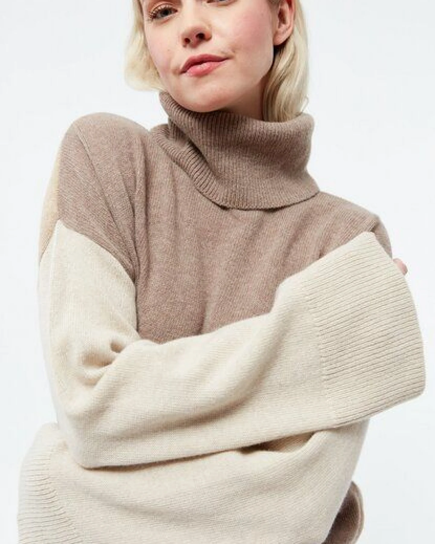 Givn Berlin Rollkragenpullover GBLEA aus recycelter Wolle – Ansicht 4