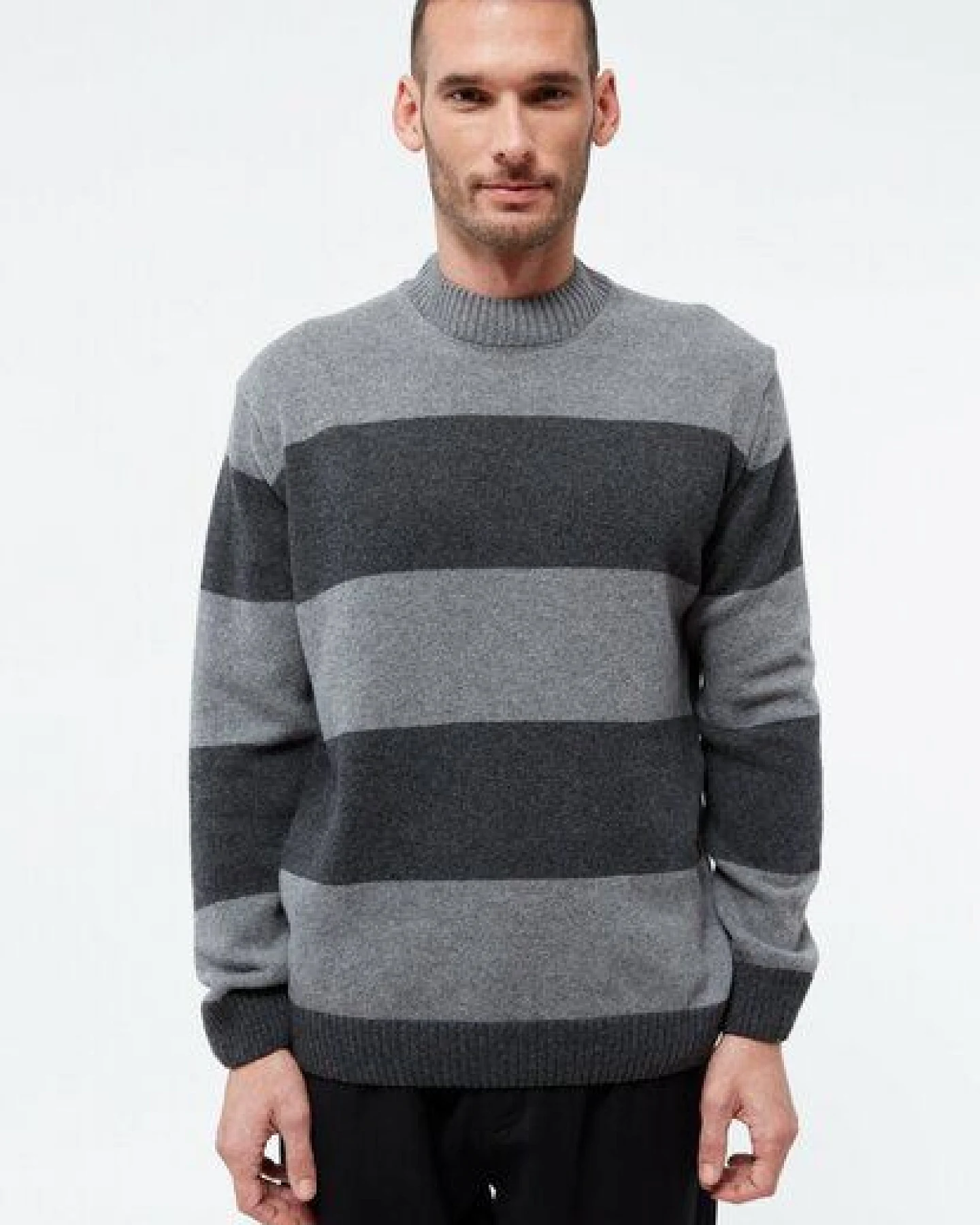 Givn Berlin Gestreifter Strickpullover GBIVAN aus recycelter Wolle – Ansicht 2