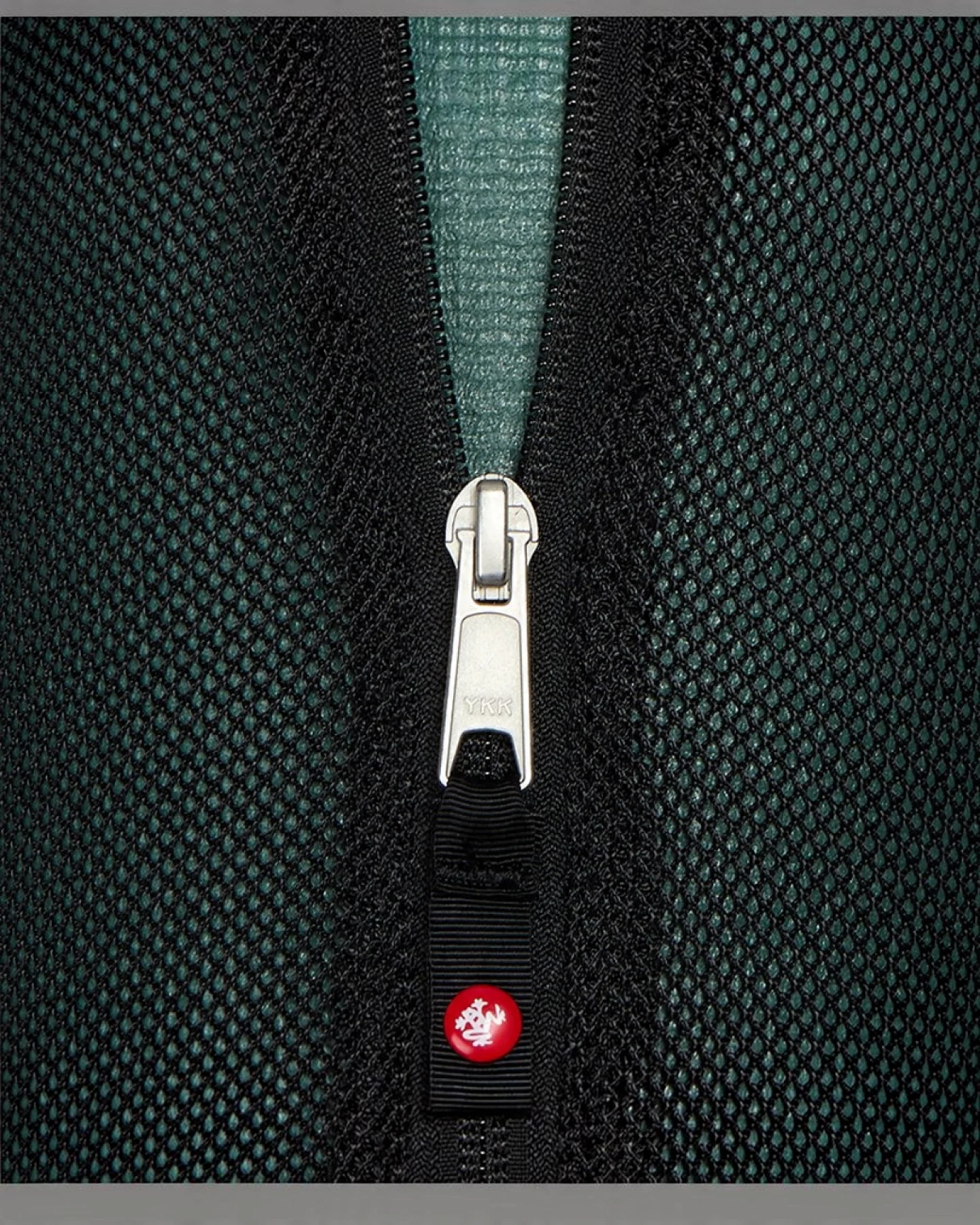 Manduka Yogatasche Breathe Easy - Sage Solid – Ansicht 6