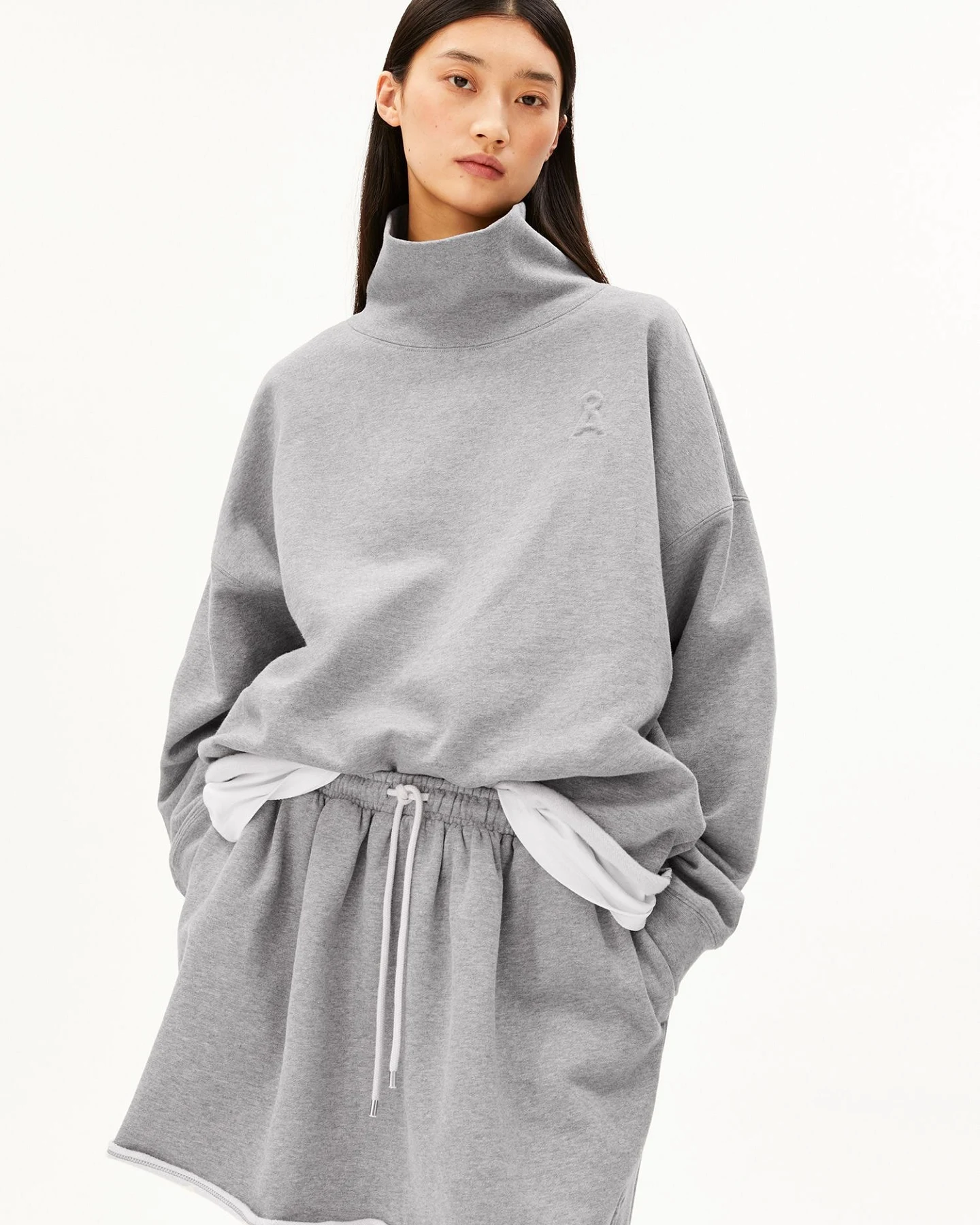 ARMEDANGELS Sweatshirt ICONIC OPEN EDGE FUNNELNECK – Ansicht 2