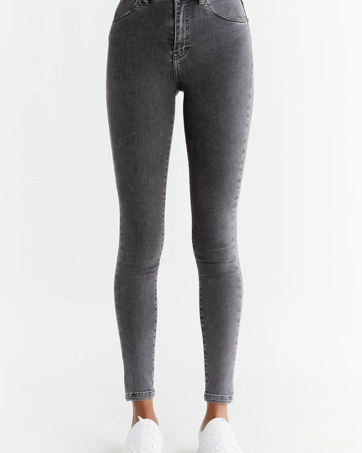 Evermind Damen vegan Jeans Stretch Skinny Fit Eisengrau