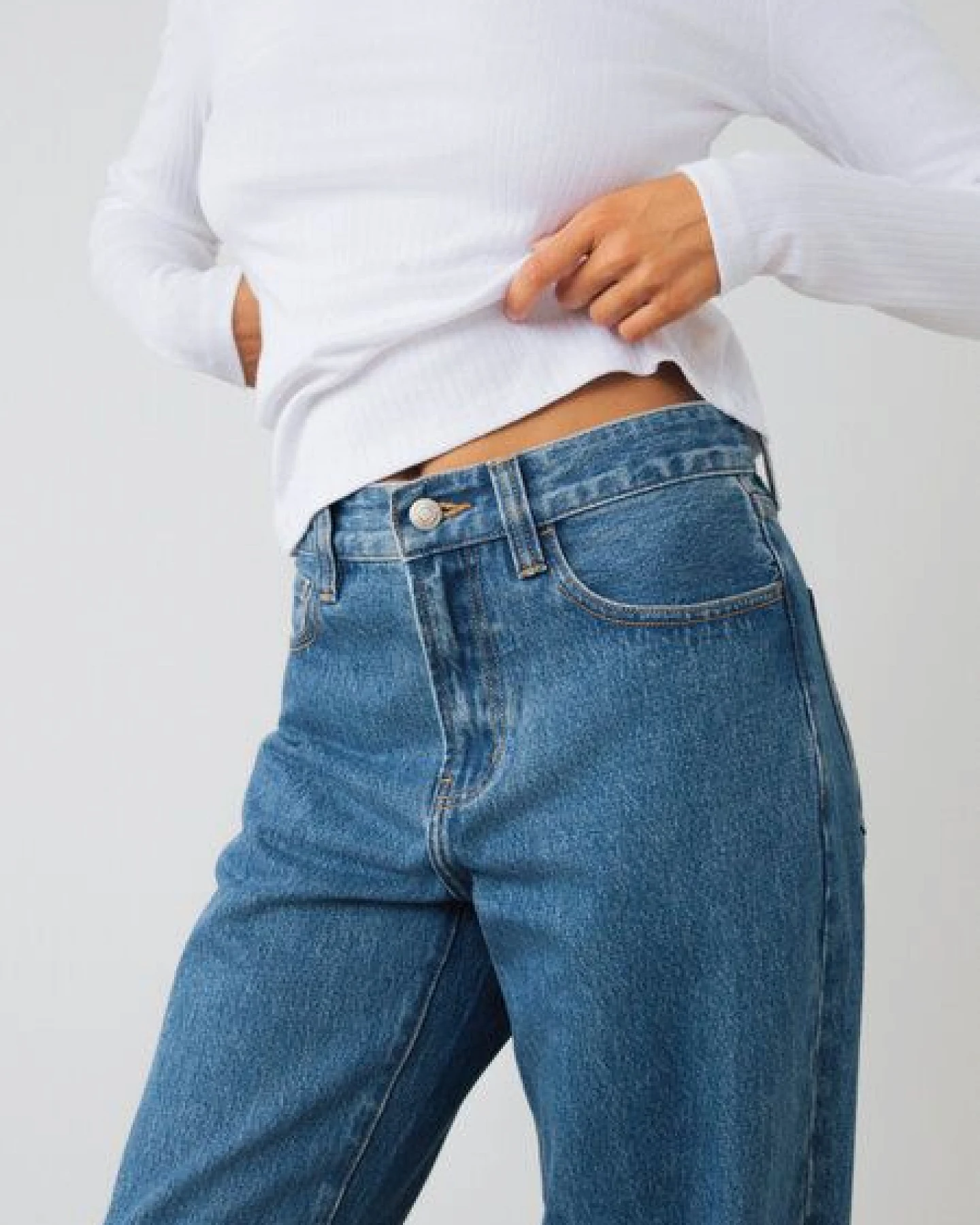 Honest Basics Damen Straight Jeans aus 100% Bio-Baumwolle – Ansicht 3