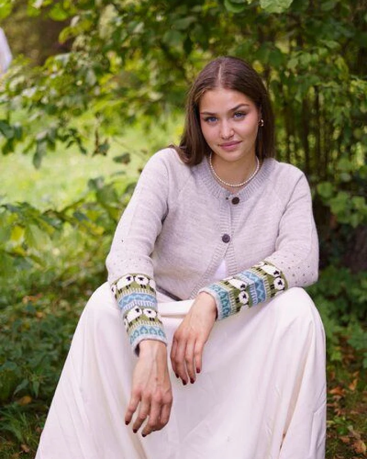 Haus of Namaste Fair Isle Cardigan aus 100% Lammwolle