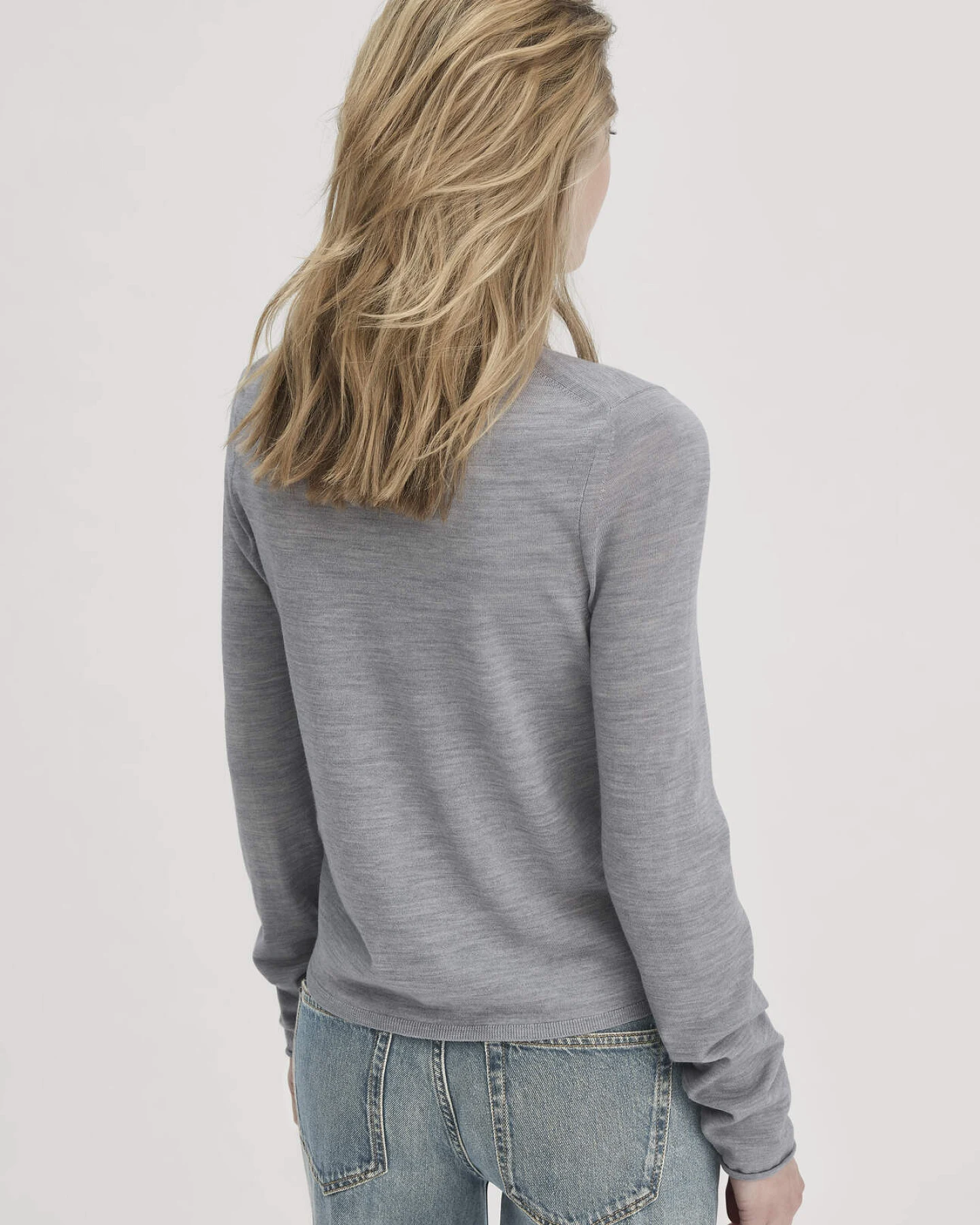hessnatur Damen Strick Jacke Regular aus Bio-Merinowolle - grau - Größe XXL – Ansicht 3