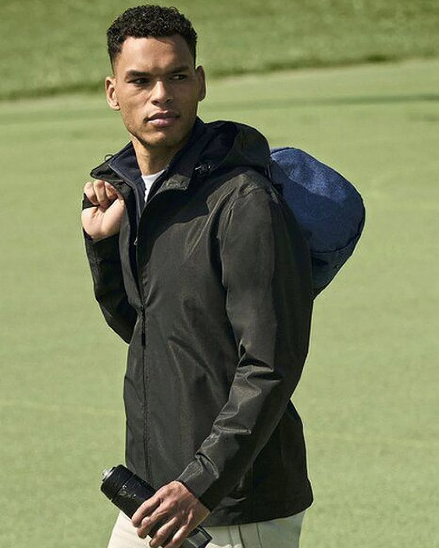 Russell Athletic Essential Softshell Wetterjacke Atmungsaktiv Russel Athletic Recycelt – Ansicht 2