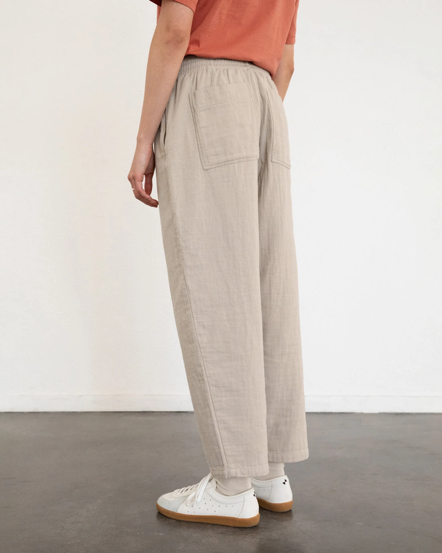 Rotholz Damen vegan Hose Wide Sand – Ansicht 2