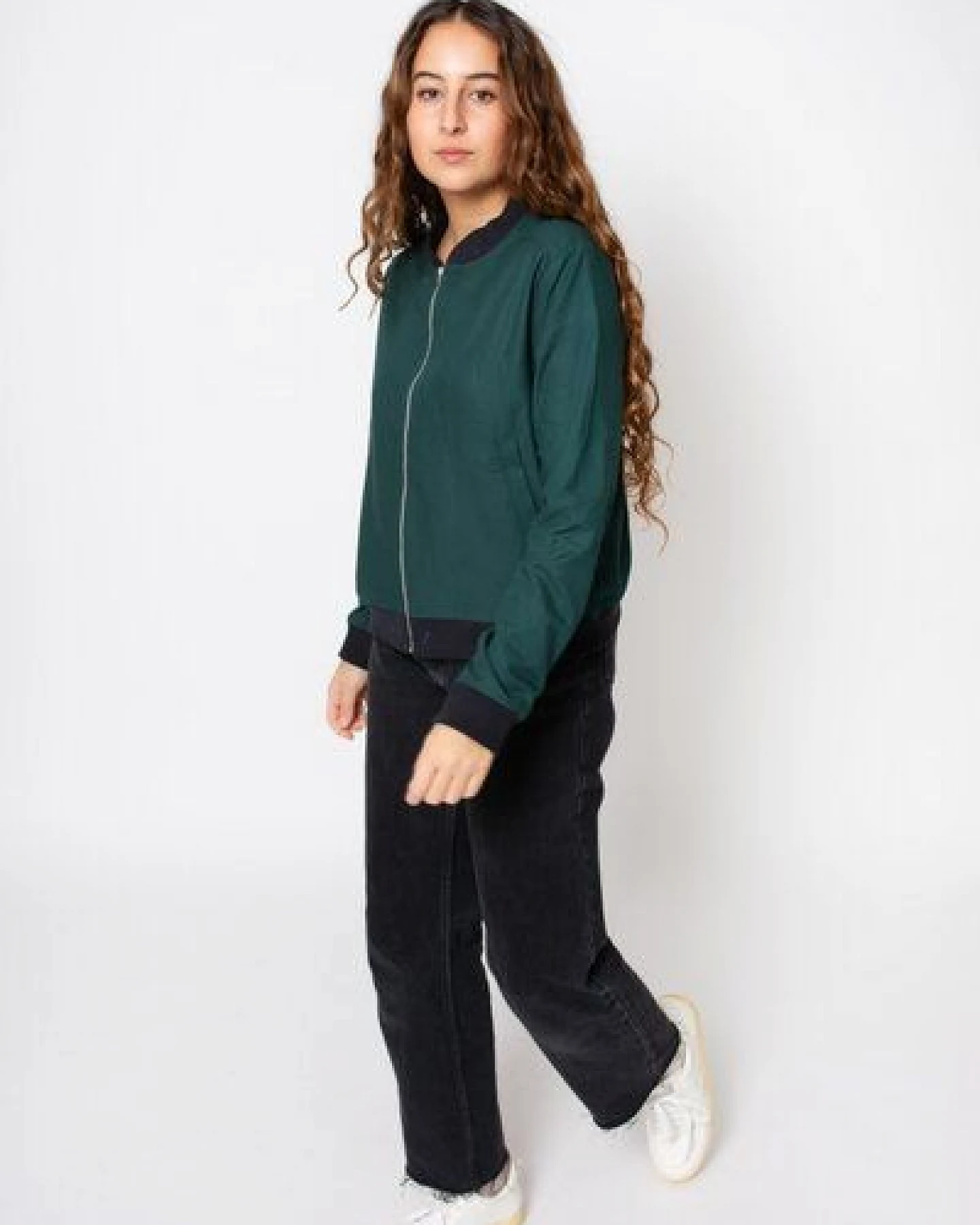 Zerum Ecovero Collegejacke Modell: Marry – Ansicht 2