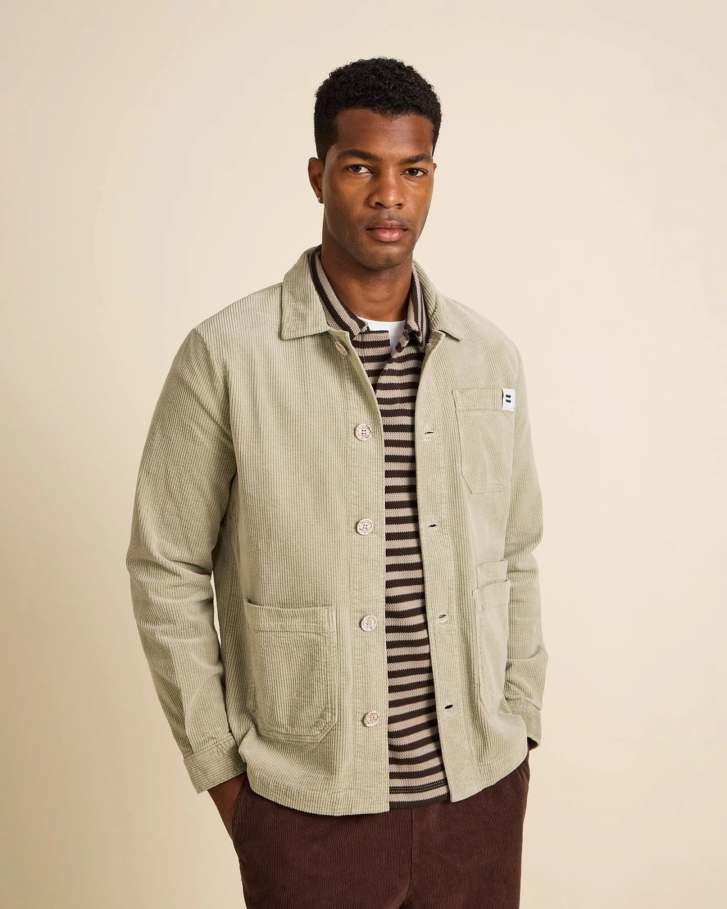 Côtelé Herren vegan Jacke Aus Cord Im Arbeiter Stil Salbeigrün – Ansicht 2