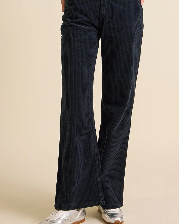 Côtelé Damen vegan Flare-Hose In Marineblau