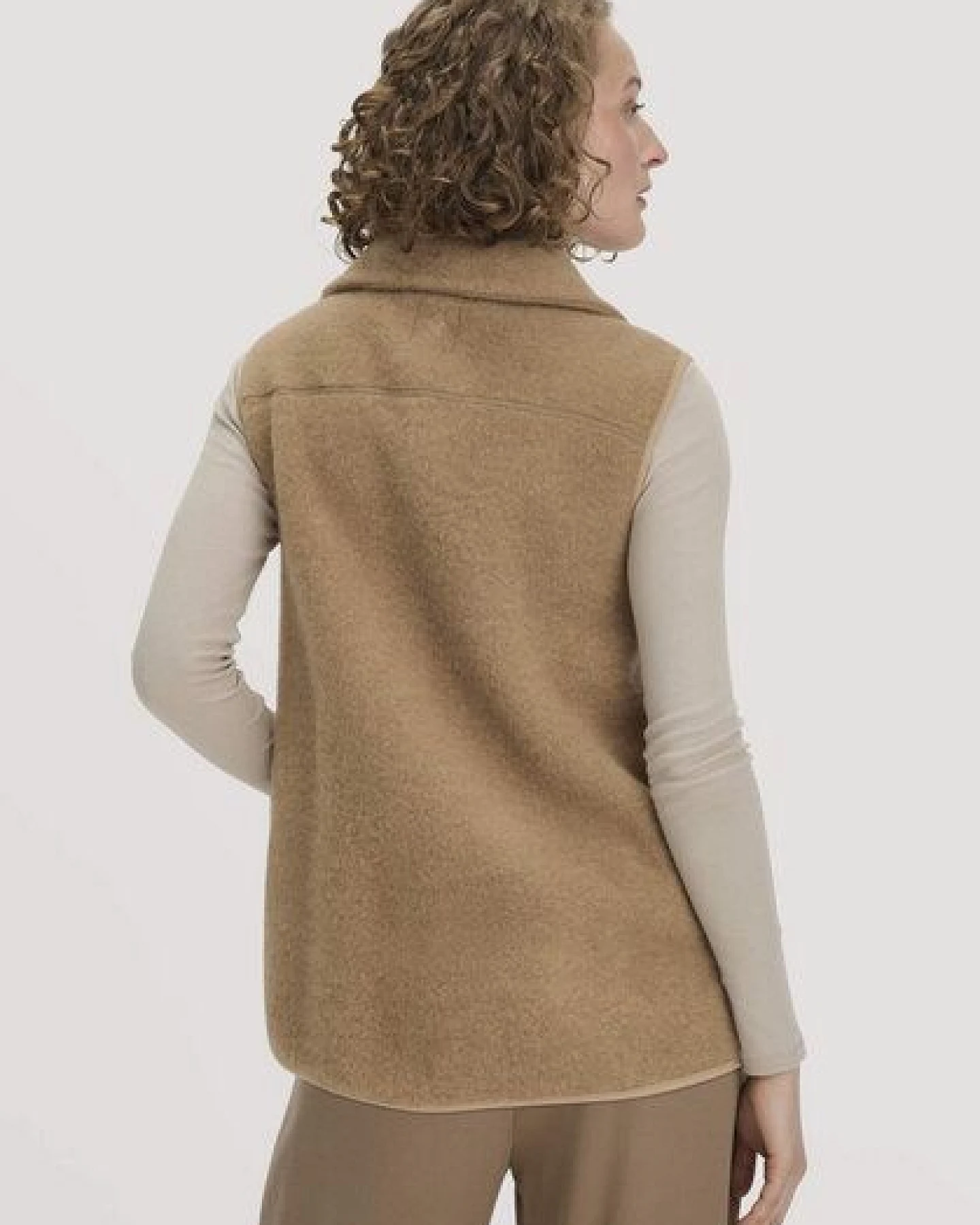 hessnatur Wollfleece Weste Regular aus reiner Merinowolle – Ansicht 2