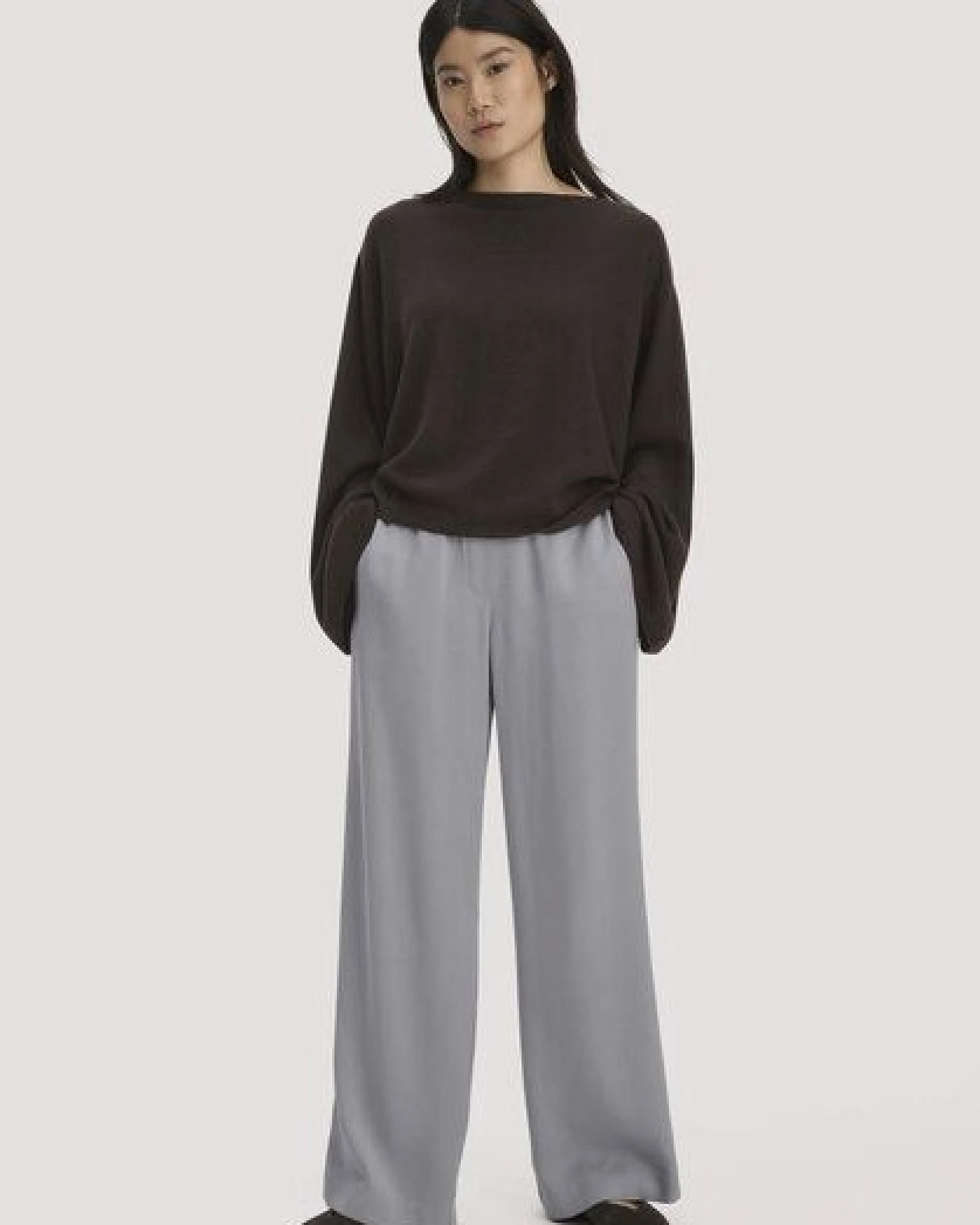 hessnatur Strick Pullover Oversize aus Bio-Merinowolle mit Cashmere – Ansicht 2