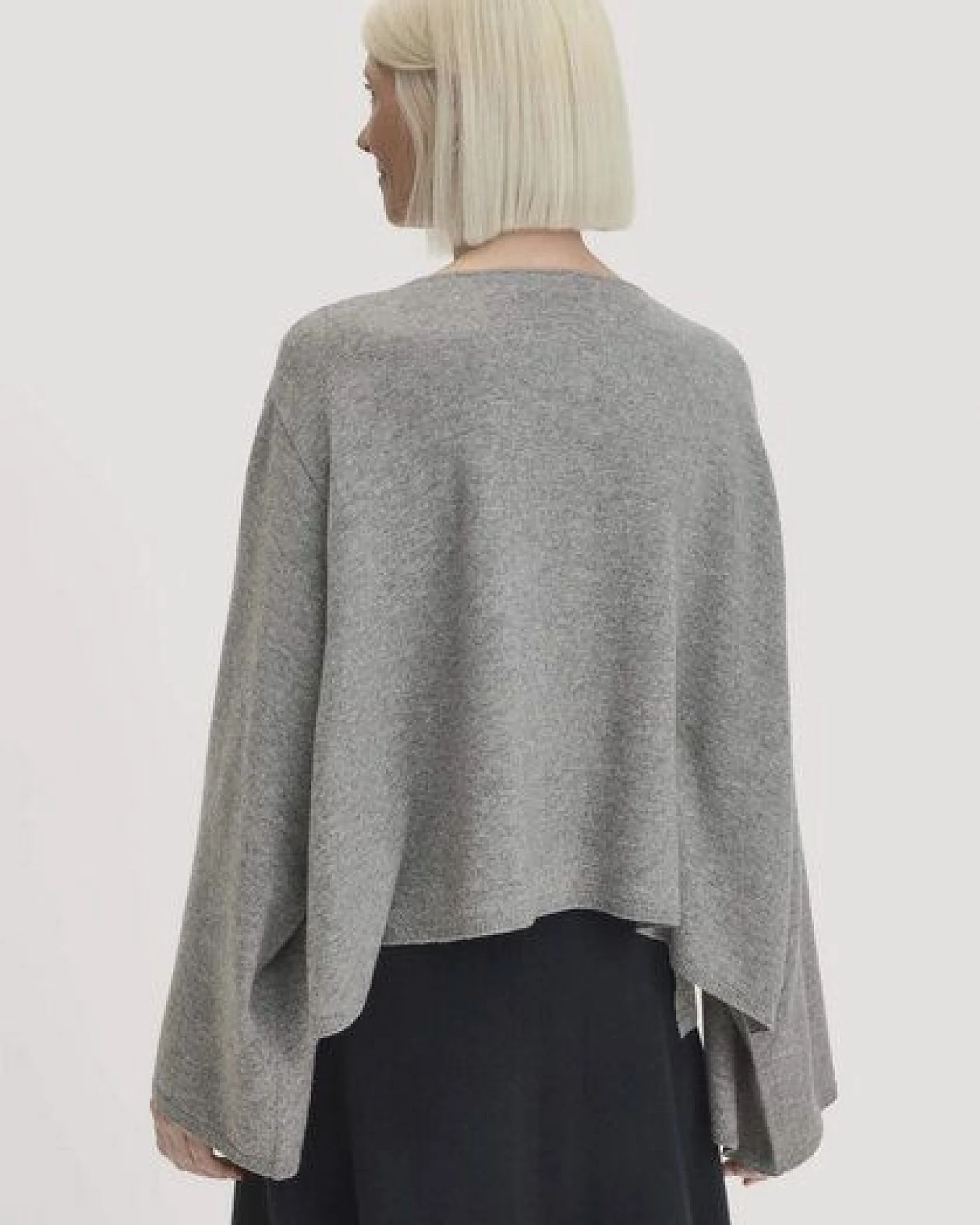 hessnatur Strick Pullover Oversize aus Bio-Merinowolle mit Cashmere – Ansicht 2