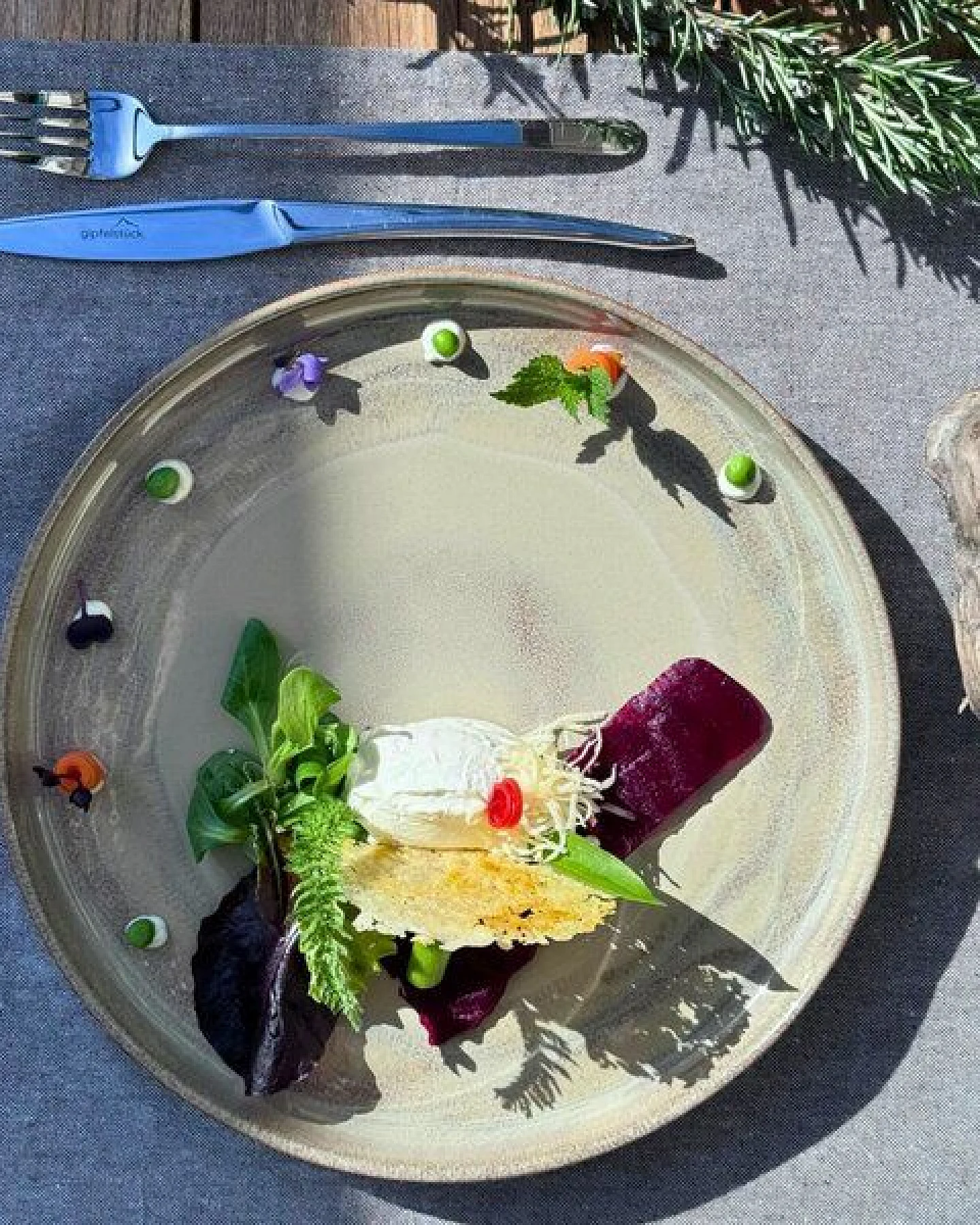 Gipfelstück Nebelwald Speiseteller-Set, Steinzeug – Ansicht 3