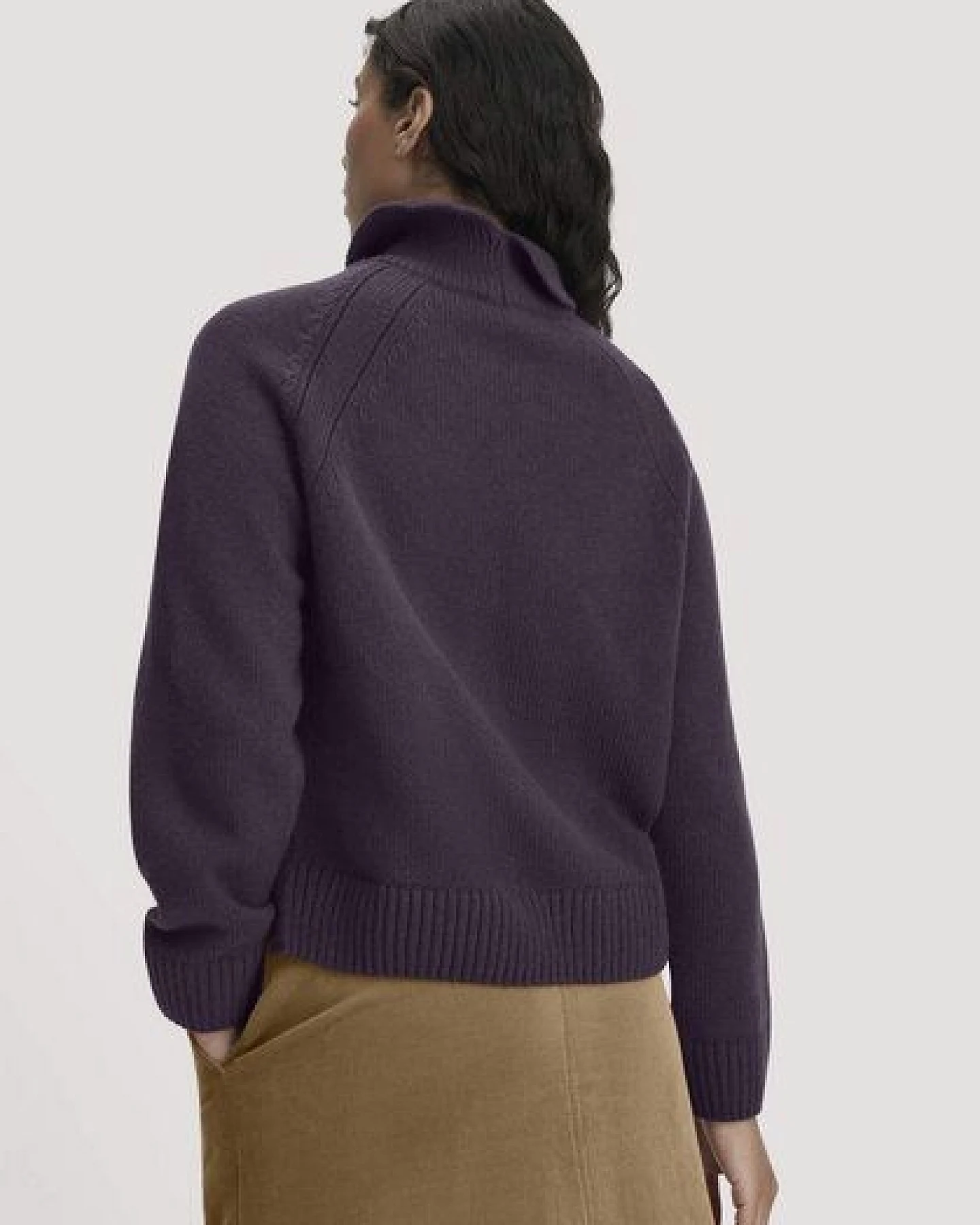hessnatur Strick Pullover Relaxed aus Bio-Merinowolle mit Bio-Baumwolle – Ansicht 2