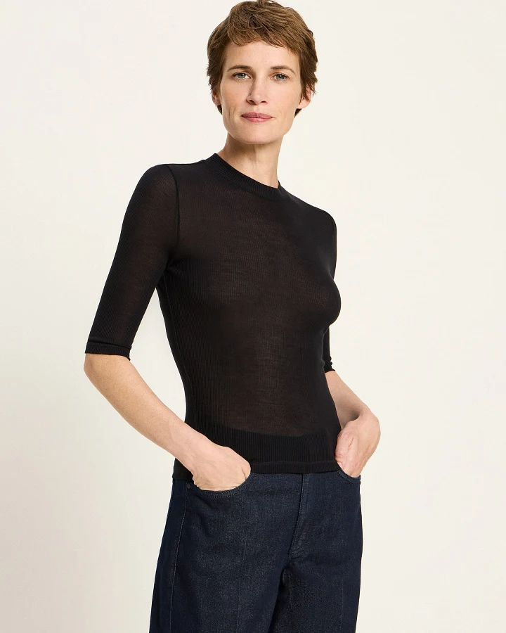 Stehkragenshirt