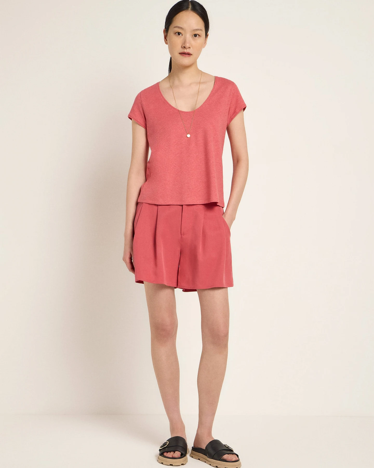 Shirt mit tiefem Ausschnit (OCS) – Ansicht 3