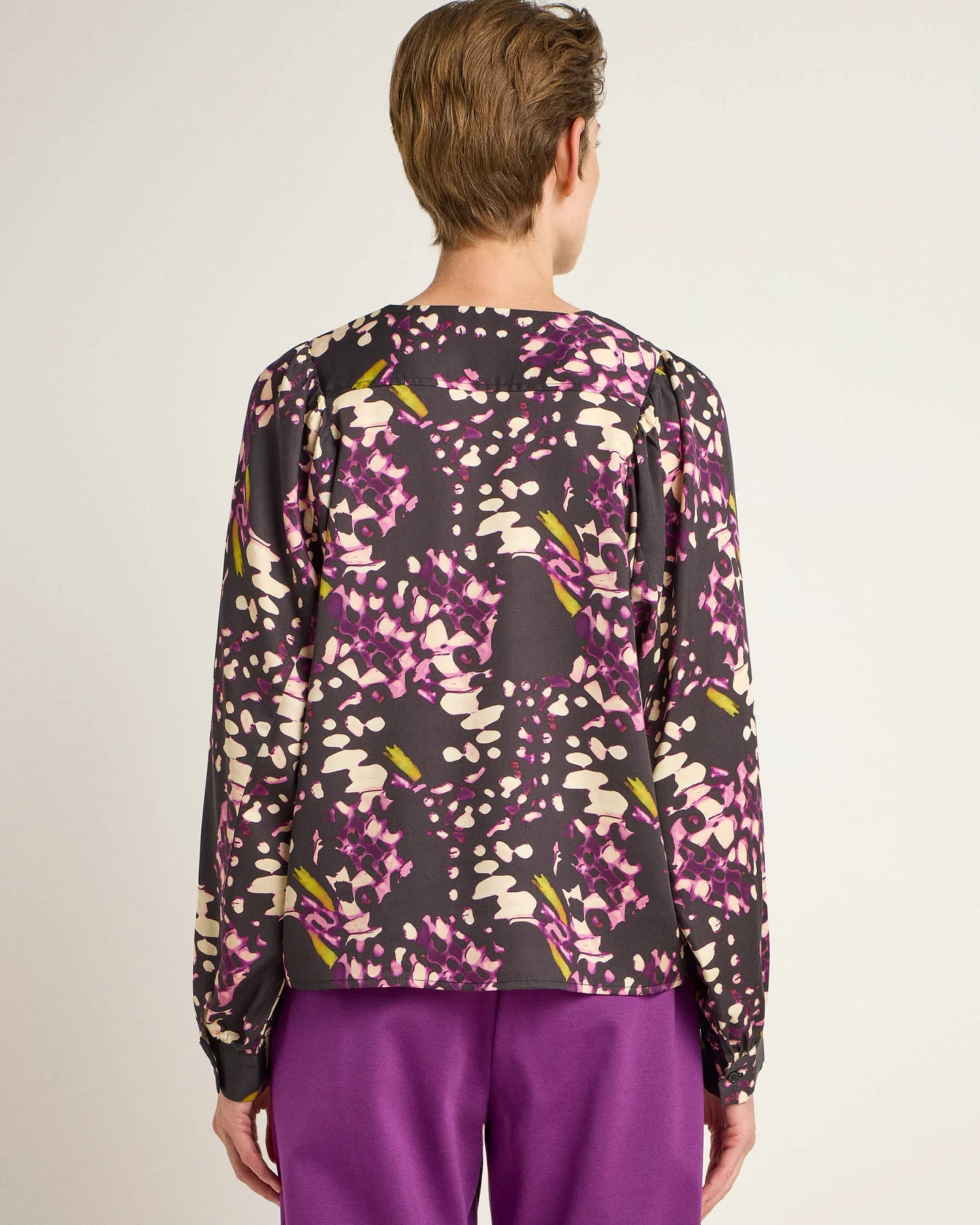 Bluse mit Kräuseln – Ansicht 5