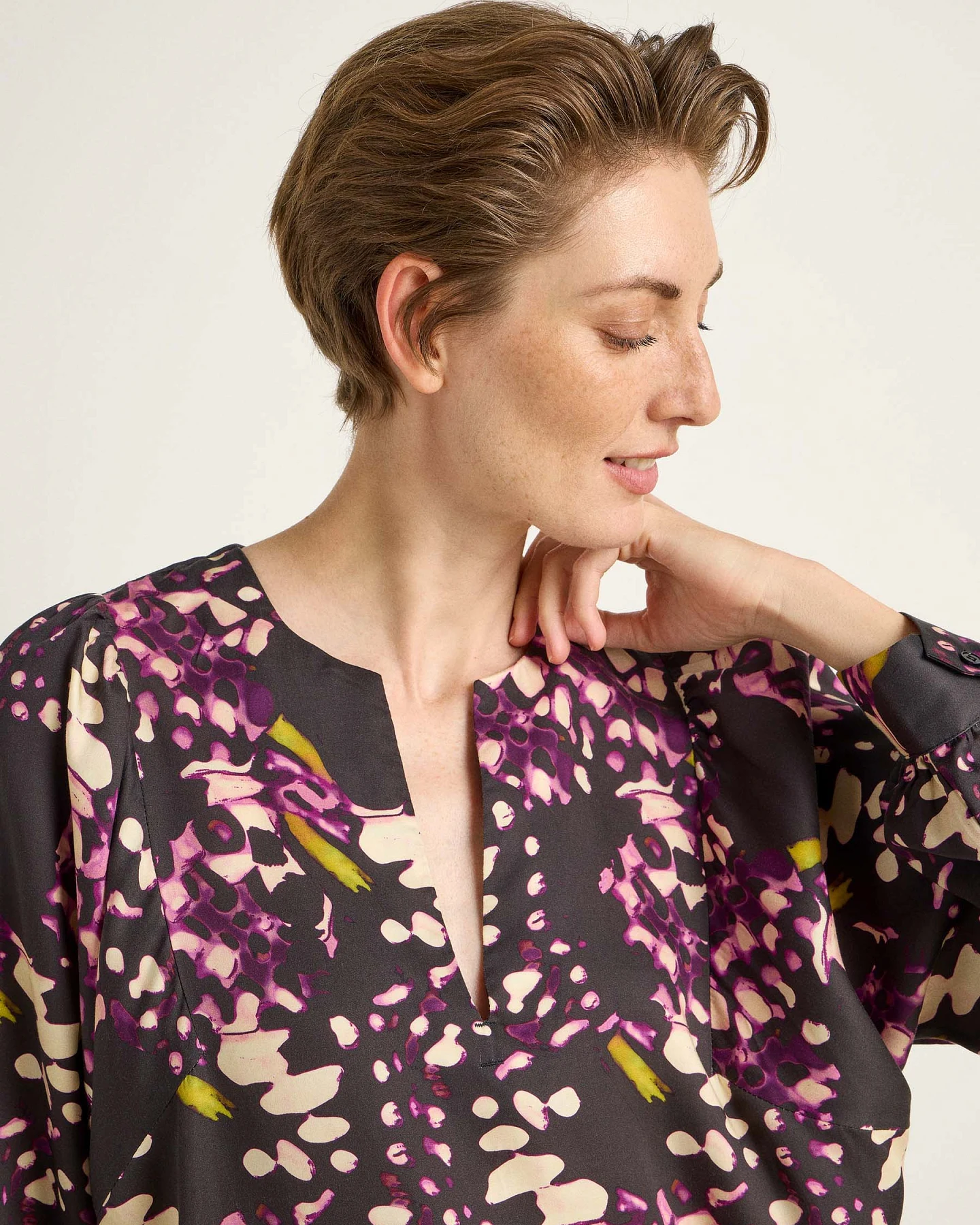 Bluse mit Kräuseln – Ansicht 3