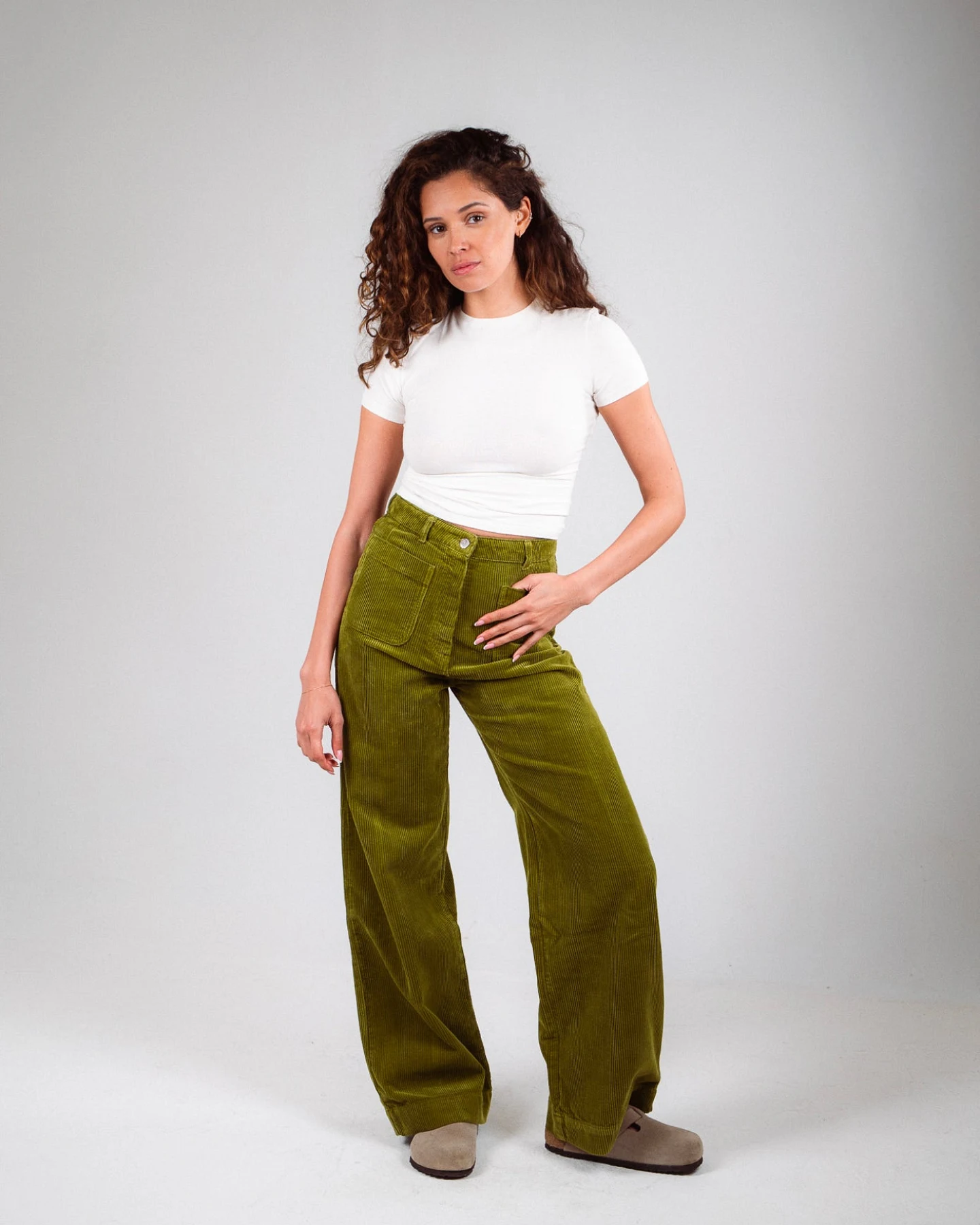Côtelé Damen vegan Hose Jane Khaki – Ansicht 2