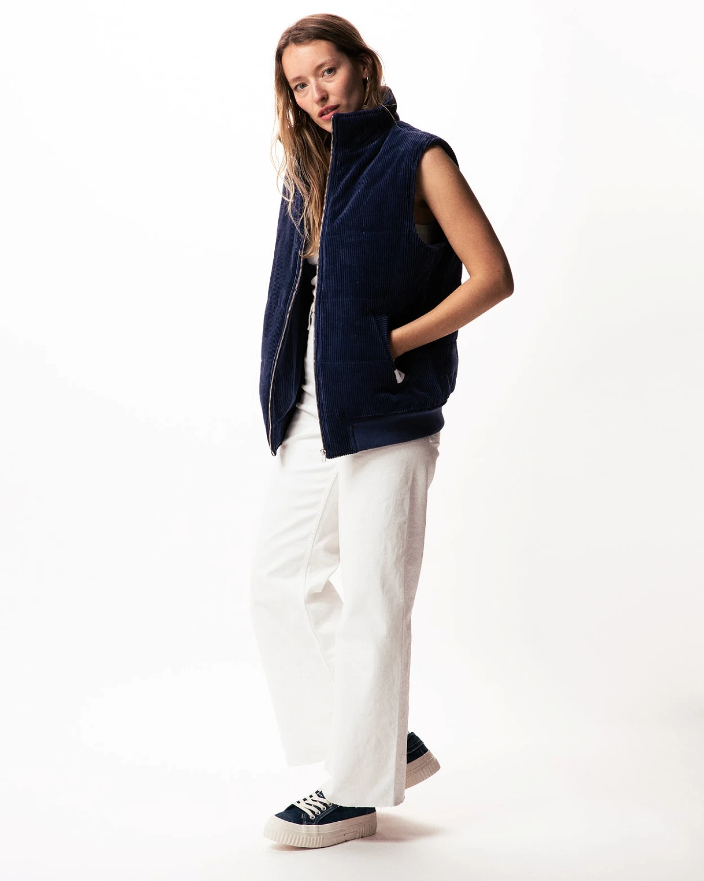 Côtelé Damen vegan Steppweste, Marineblau – Ansicht 2