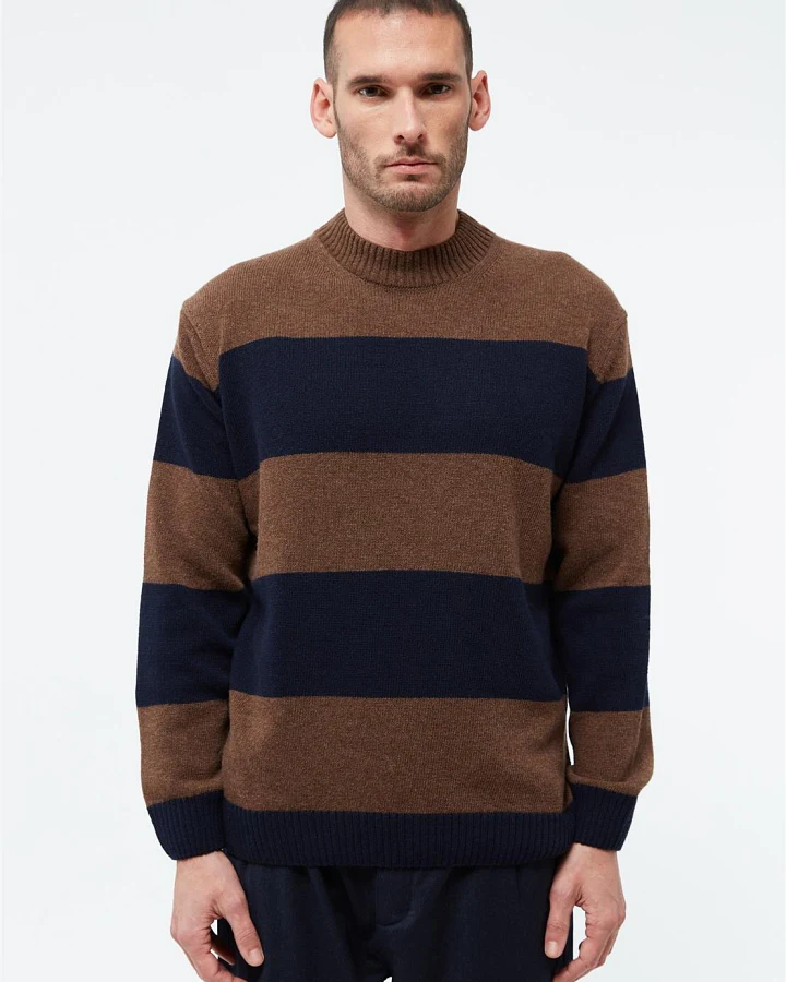 Wollpullover mit Blockstreifen Modell: Ivan