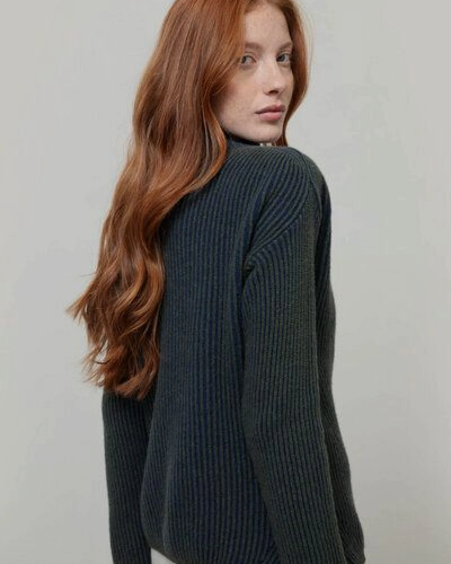 Rifò - Circular Fashion Made in Italy Recycelte Kaschmirwolle Pullover - Lorena – Ansicht 3