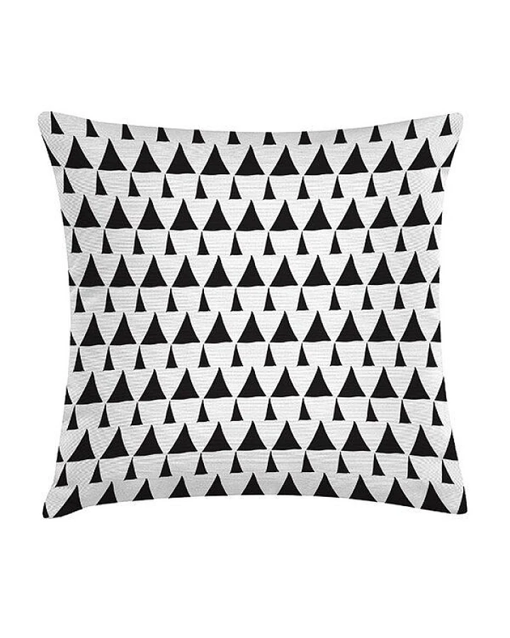 TAK design Kissen Draw Triangles