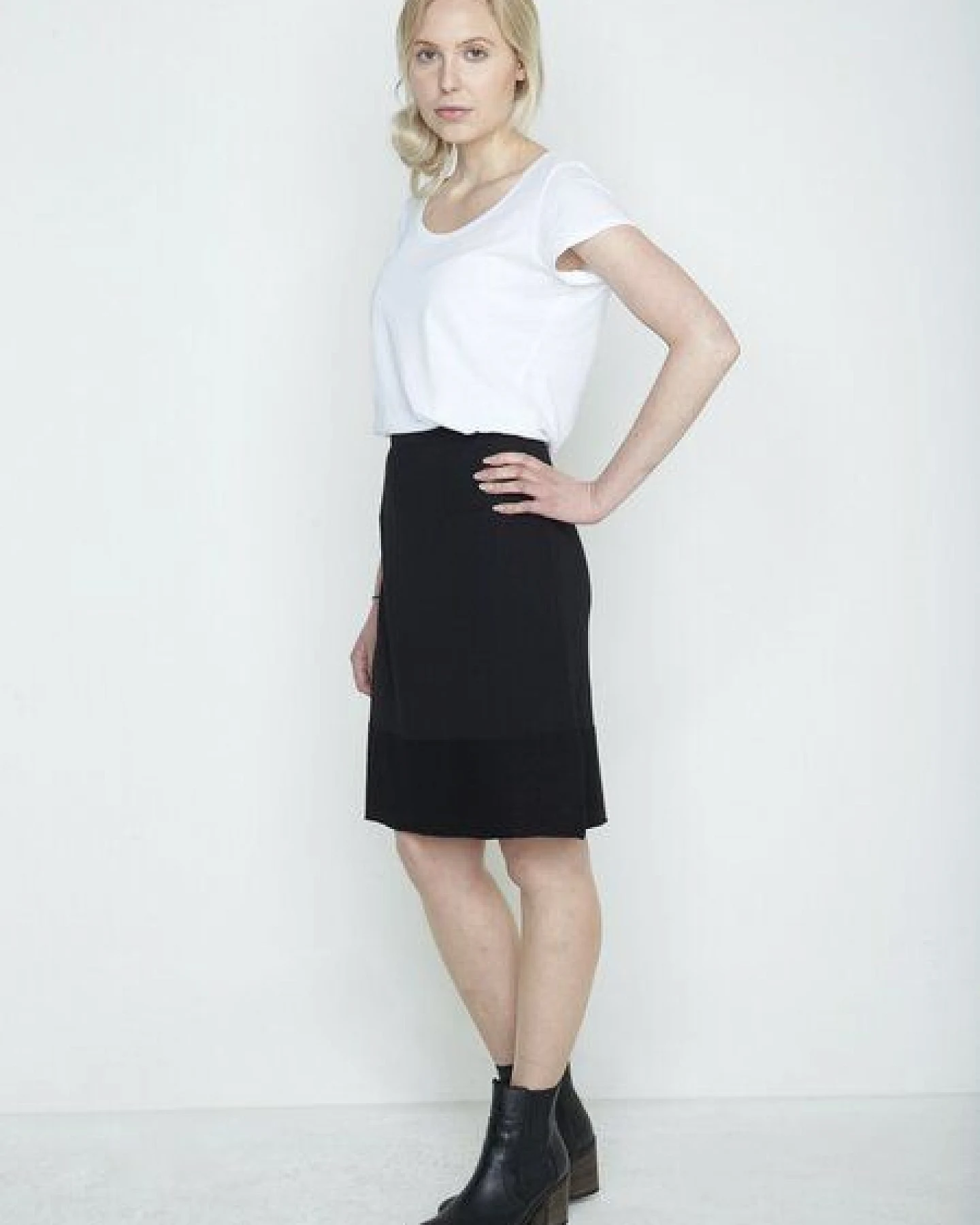 Susan's Fashion schwarzer Rock Jana aus Biomerinowolle – Ansicht 3