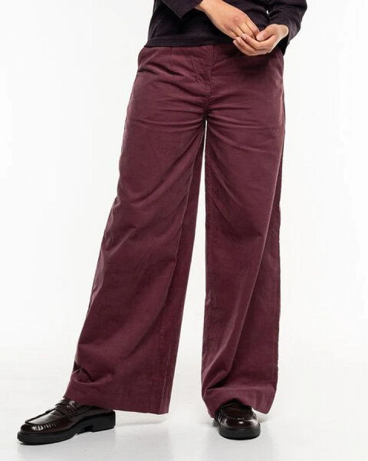 Alma & Lovis Lässige Feincord-Hose aus Organic Cotton