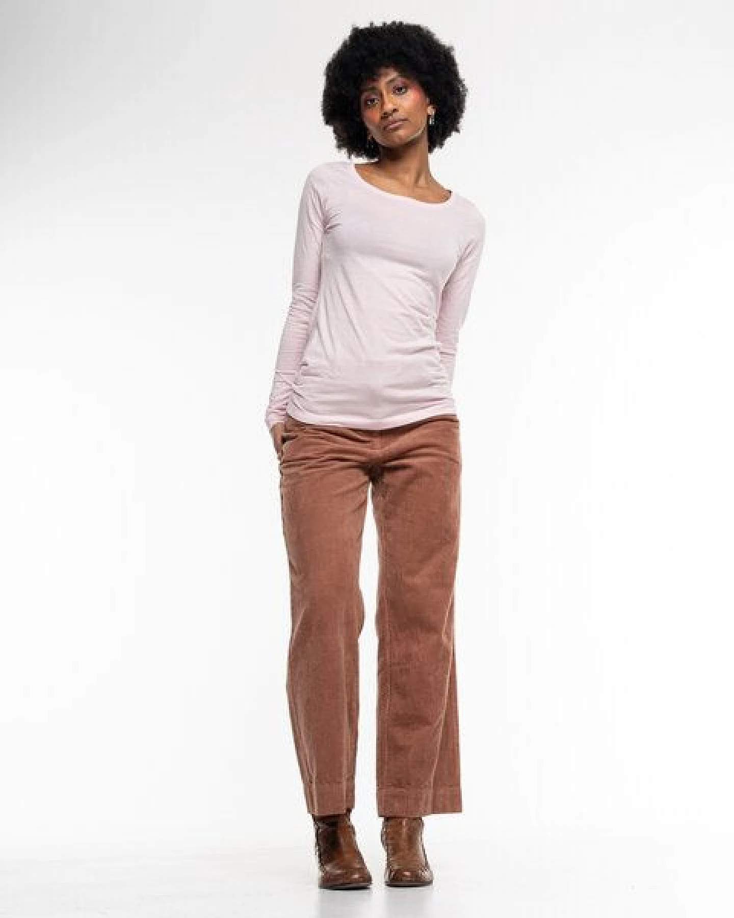 Alma & Lovis Softe Breitcord-Culotte aus Organic Cotton – Ansicht 2