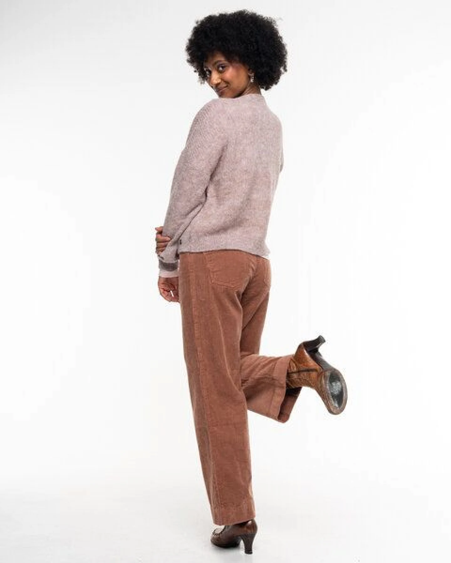 Alma & Lovis Softe Breitcord-Culotte aus Organic Cotton – Ansicht 4