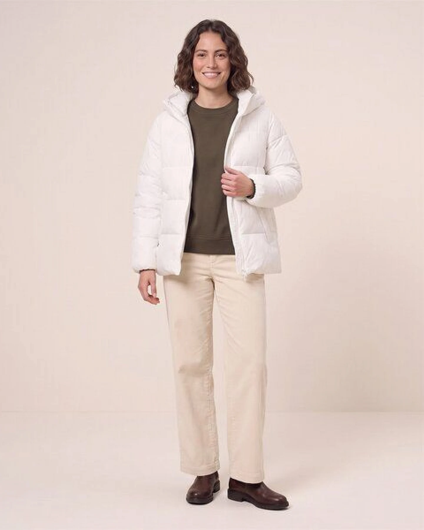 YTWOO Medium Fit Unisex Pufferjacke mit Kapuze – Ansicht 2