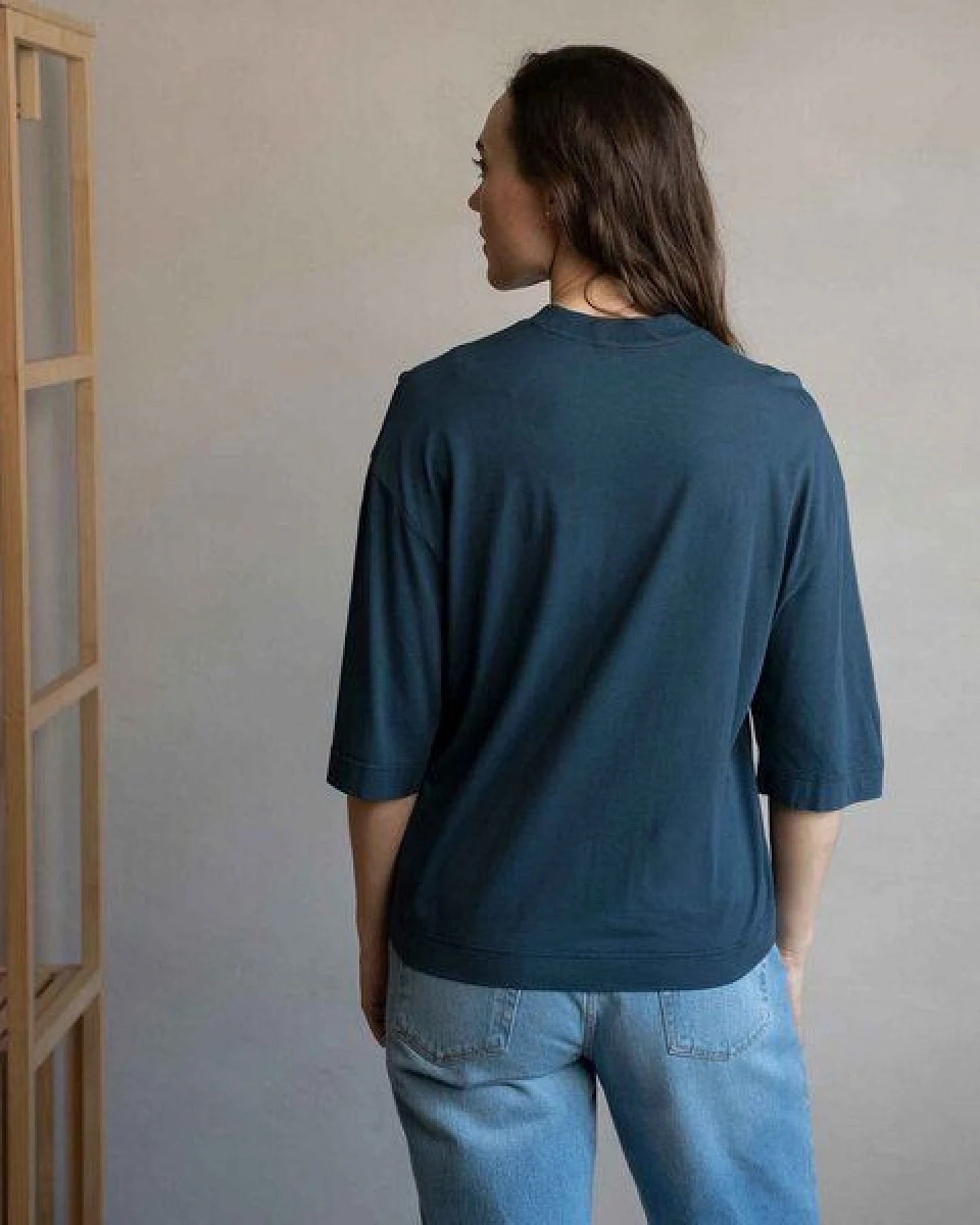 Vresh Clothing Vynnia - Oversized T-Shirt mit TENCEL(TM) Modal – Ansicht 2