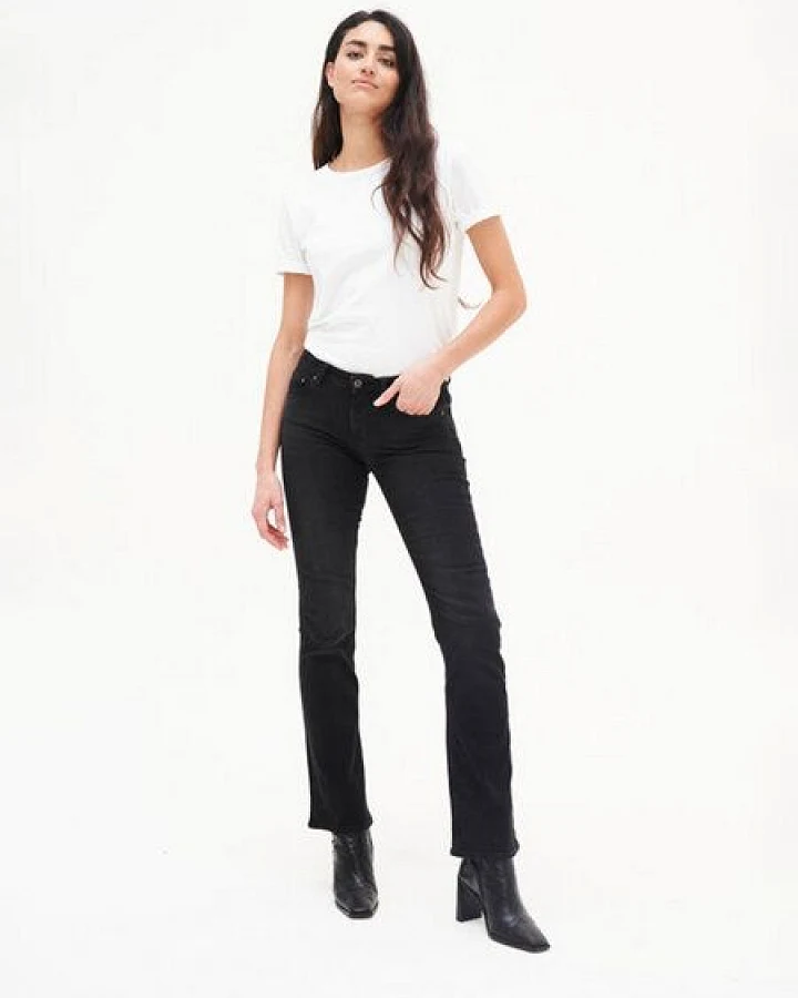 Kuyichi Damen Bootcut Jeans Amy Bio-Baumwolle/recycelte Baumwolle