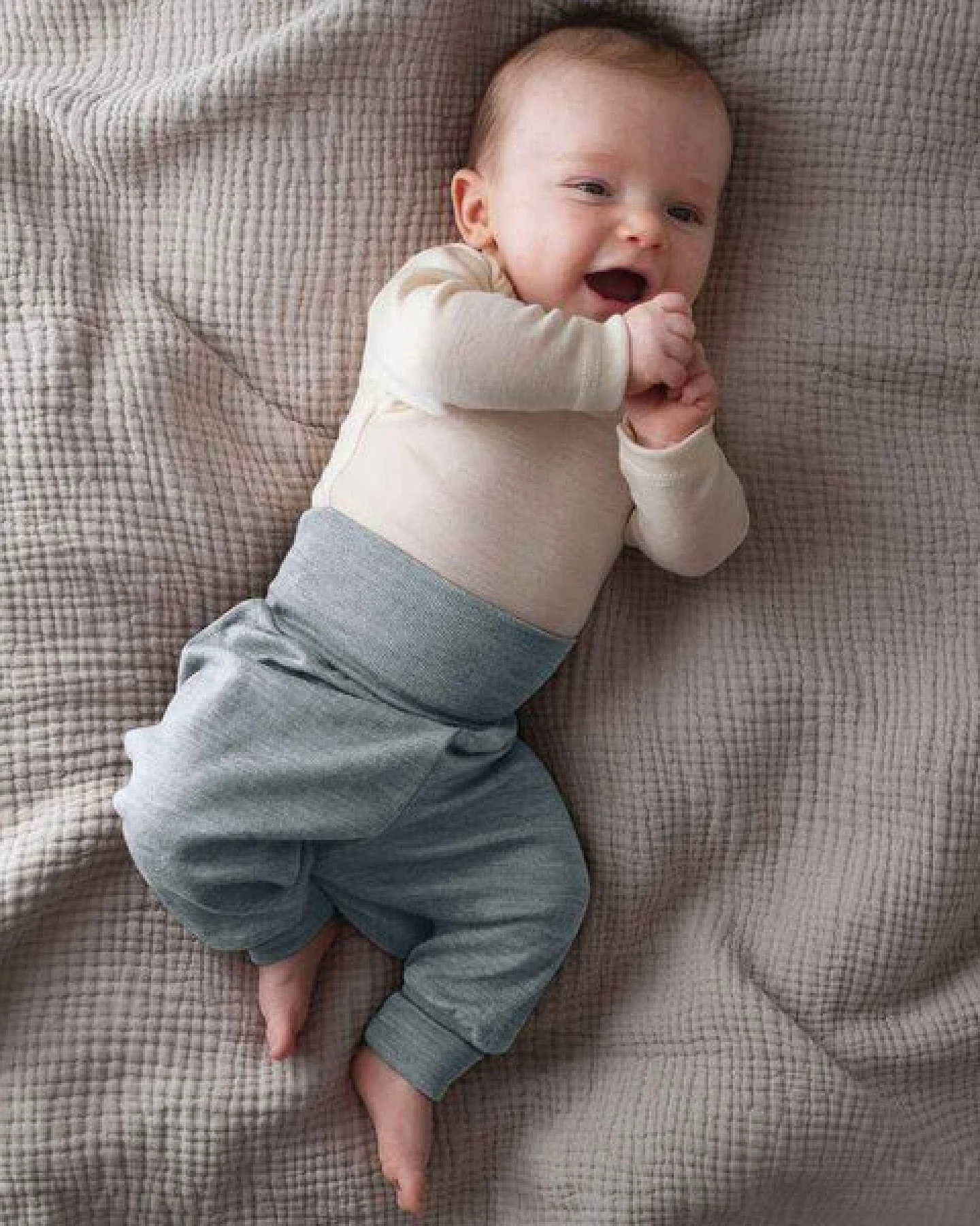 Engel Natur Baby Hose lang mit Nabelbund Schurwolle Seide – Ansicht 2
