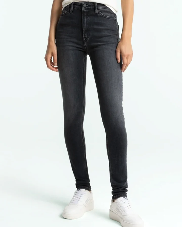 Kings of Indigo Damen vegan Jeans Christina High Vintage Schwarz