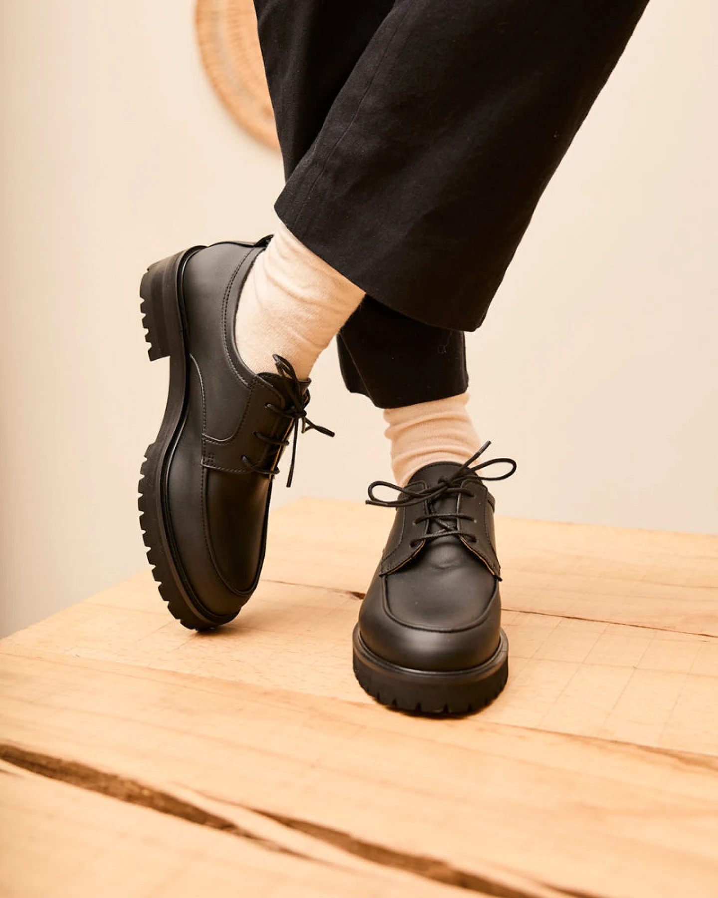 Minuit Sur Terre Damen vegan Schuhe Camden Schwarz – Ansicht 2