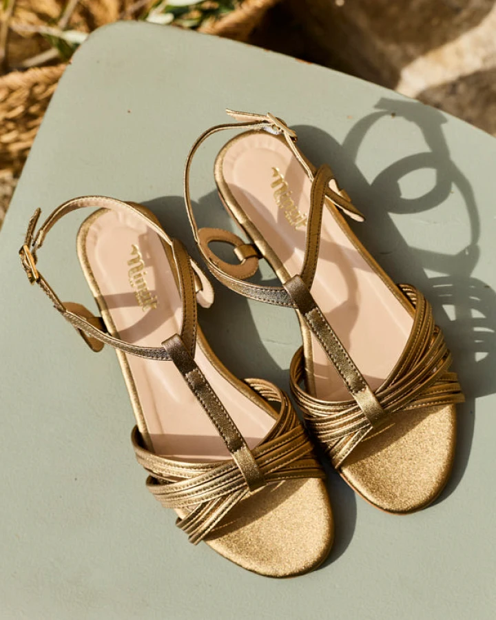 Minuit Sur Terre Damen vegan Flache Sandalen Verveine Gold