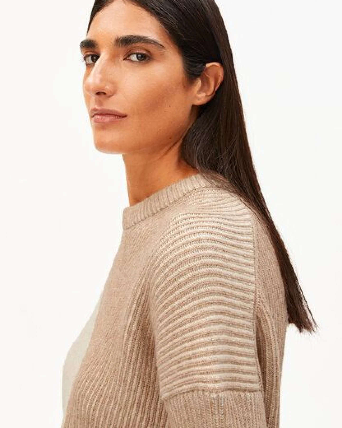 ARMEDANGELS MAYRAA VANISE Damen Pullover aus Bio-Woll Mix – Ansicht 3