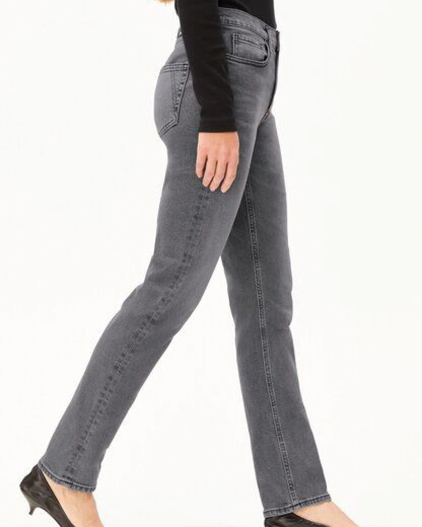 ARMEDANGELS CARENAA Damen Jeans aus recyceltem Baumwoll-Mix – Ansicht 4