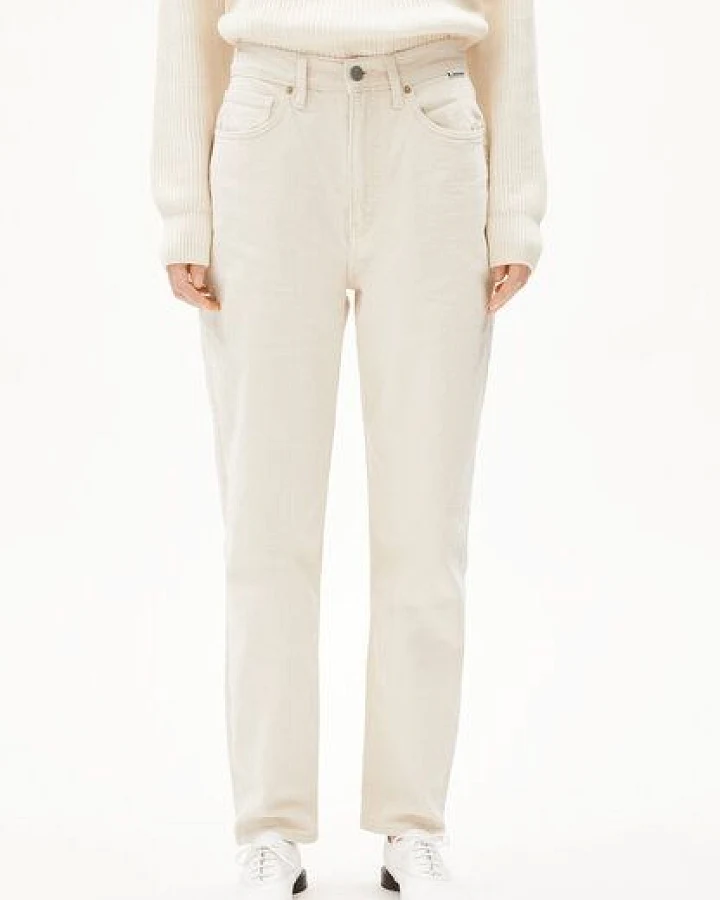 Produktseite: ARMEDANGELS MAIRAA Damen Mom Jeans recycelter Baumwoll Mix Comfort-Stretch