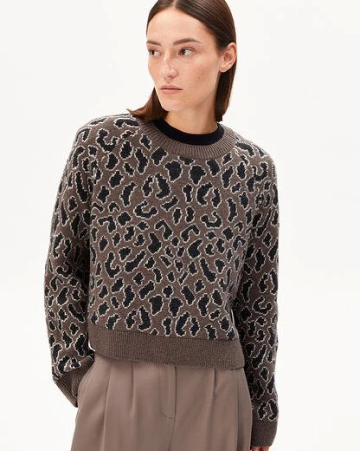 ARMEDANGELS DILIRIAA LEOPAA Damen Pullover aus recyclem Bio-Woll Mix