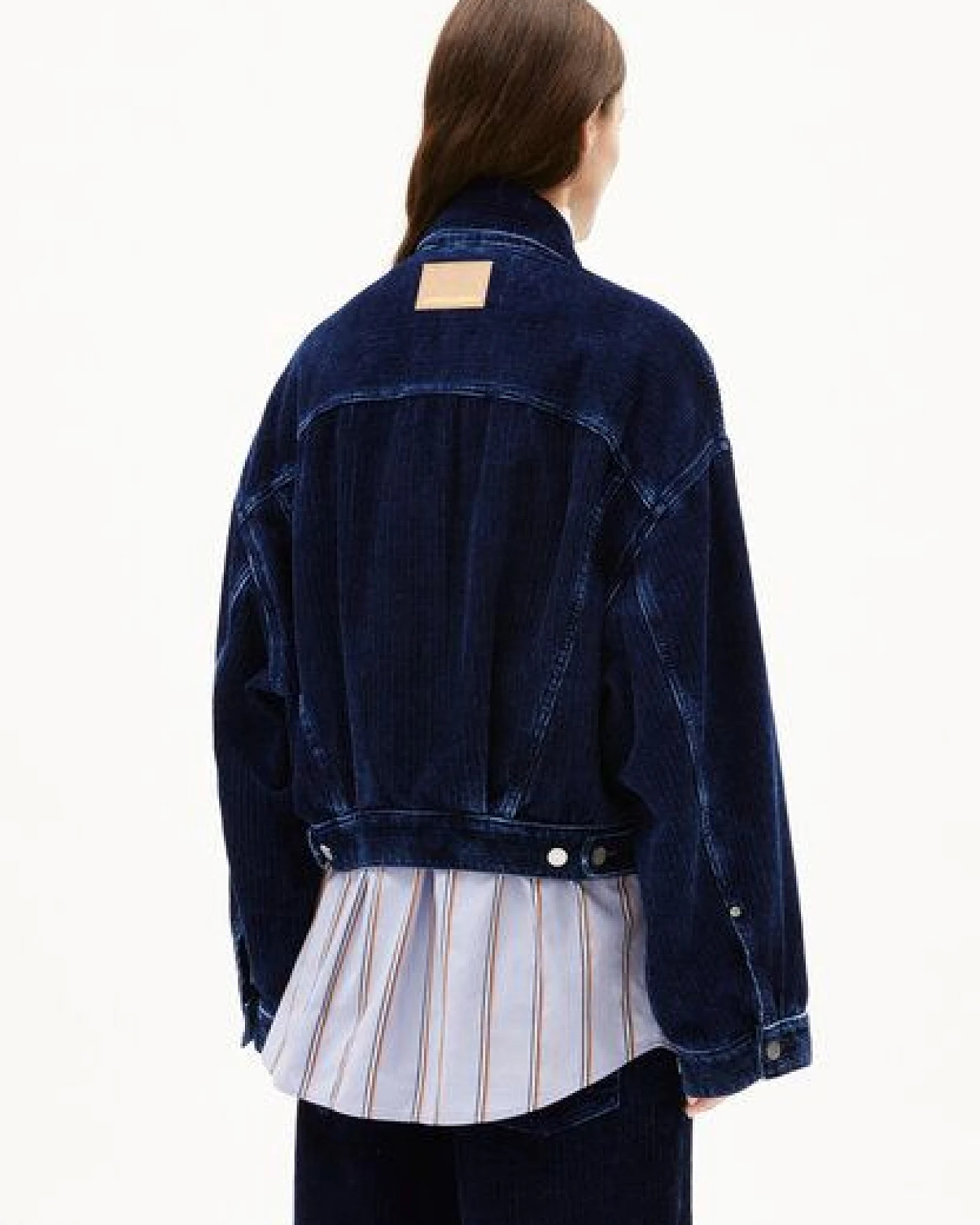 ARMEDANGELS PAASITHE INDIGO CORD Damen Cordjacke aus Bio-Baumwolle – Ansicht 2