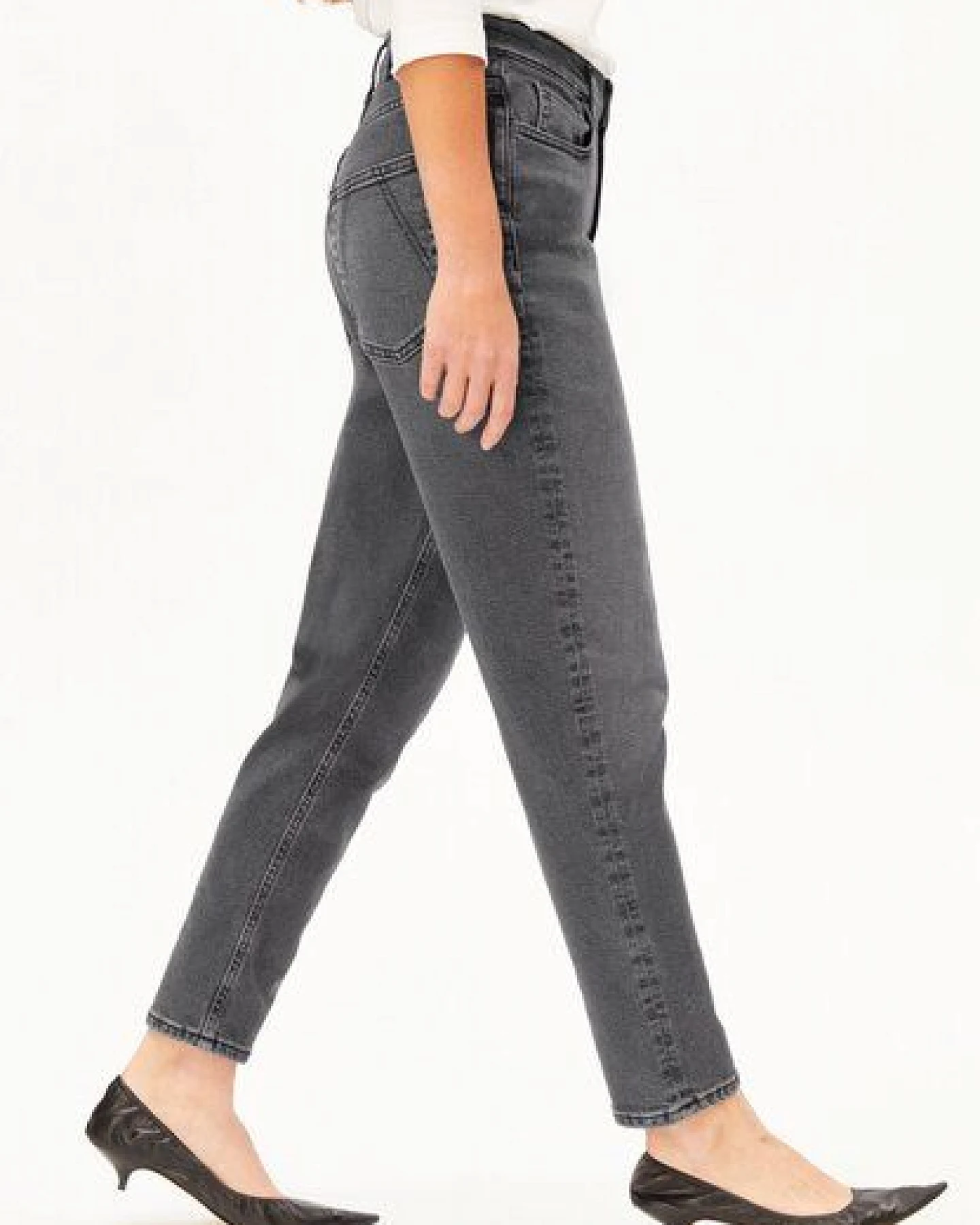 ARMEDANGELS MAIRAA Damen Jeans aus recyceltem Baumwoll-Mix – Ansicht 4