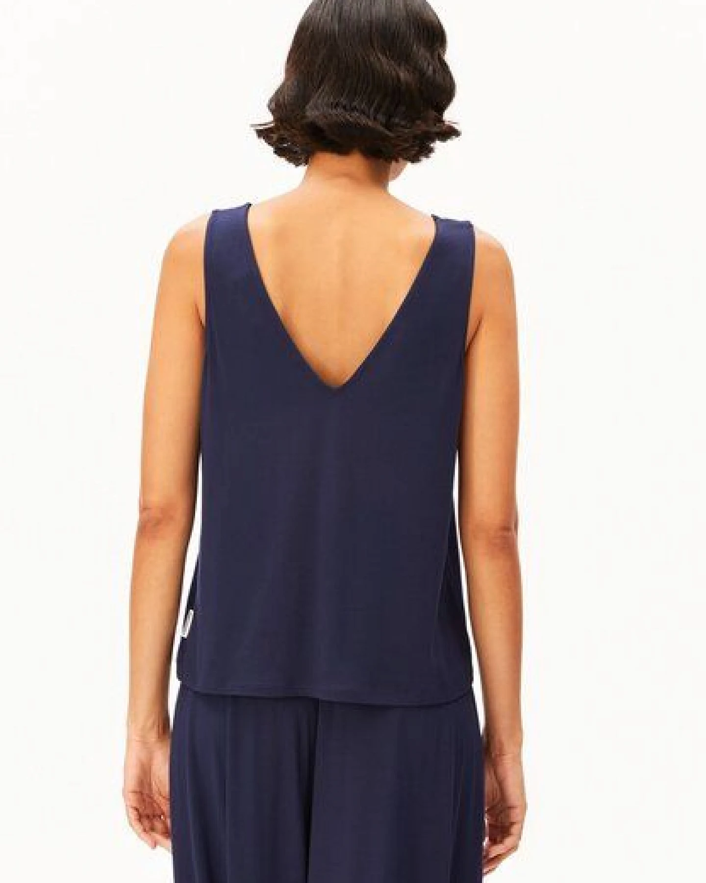 ARMEDANGELS V-NECK Damen LENZING ECOVERO Viskose Mix – Ansicht 2