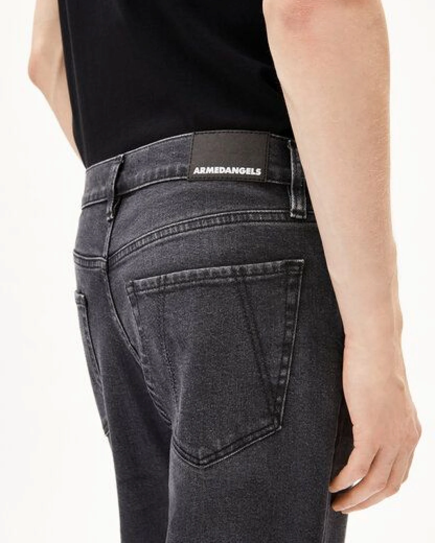 ARMEDANGELS AARJO TARPA Herren Tapered Jeans recycelter Baumwoll Mix Comfort-Stretch – Ansicht 3